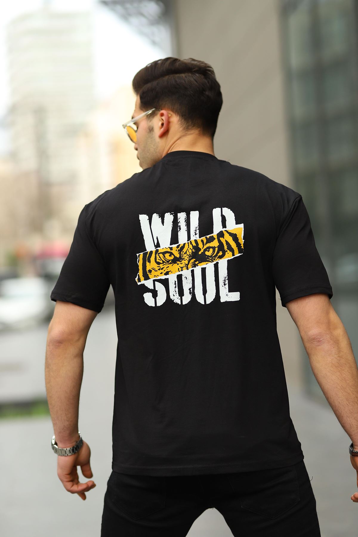Erkek Wild Soul Baskılı Oversize Tshirt SİYAH