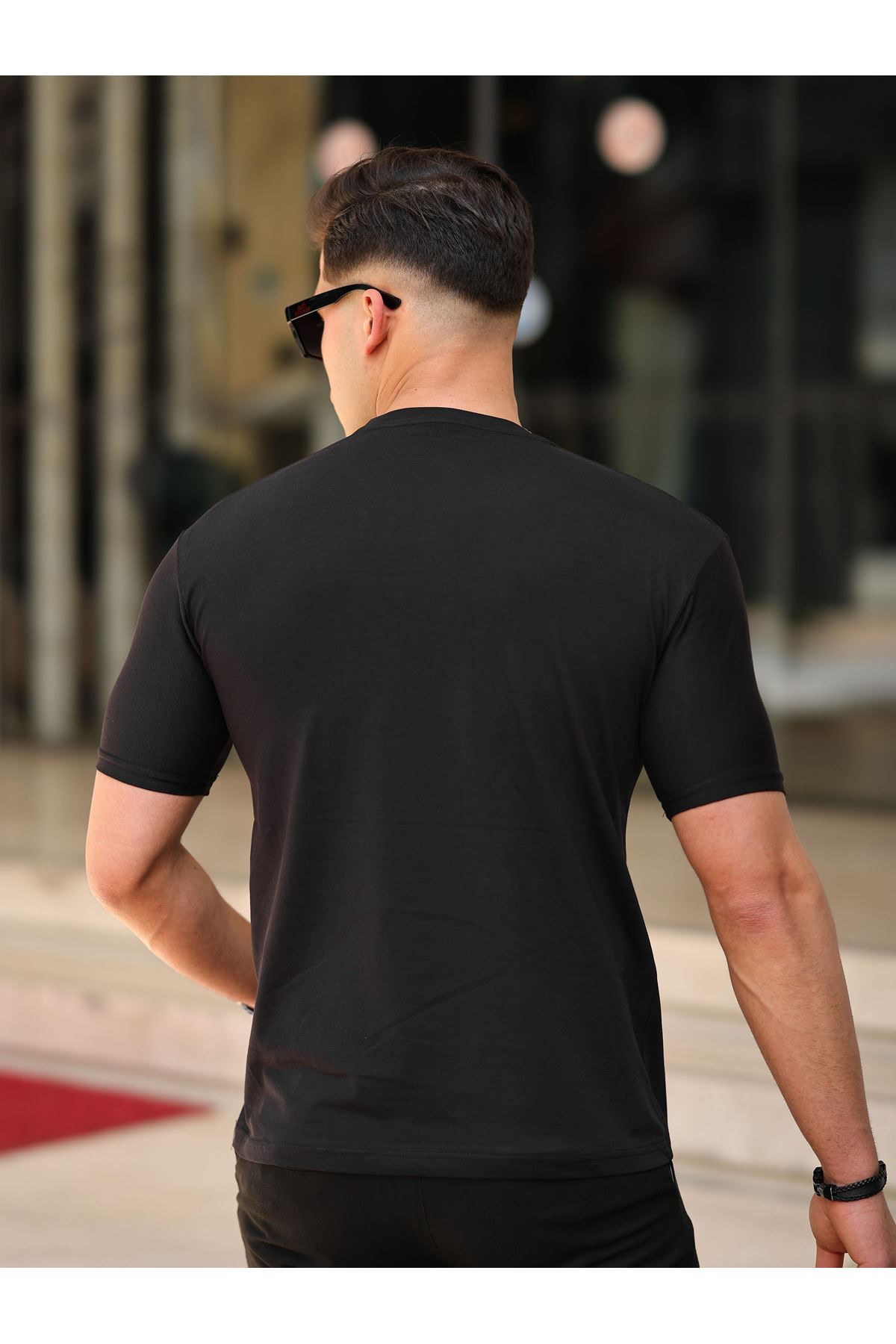 Erkek Slim Fit T-Shirt SKATE SİYAH