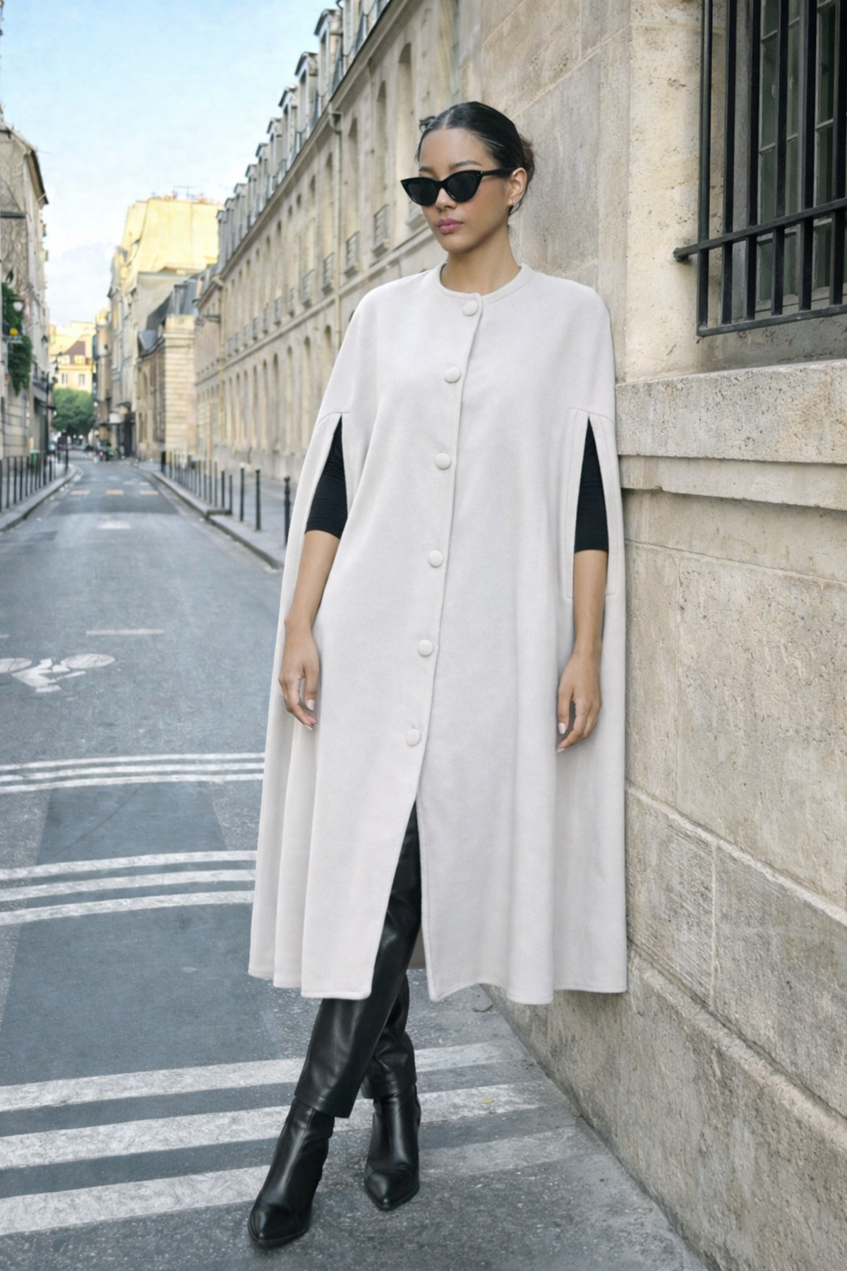 Kadın Günlük Kolsuz Bol Beyaz Kaşe Panço