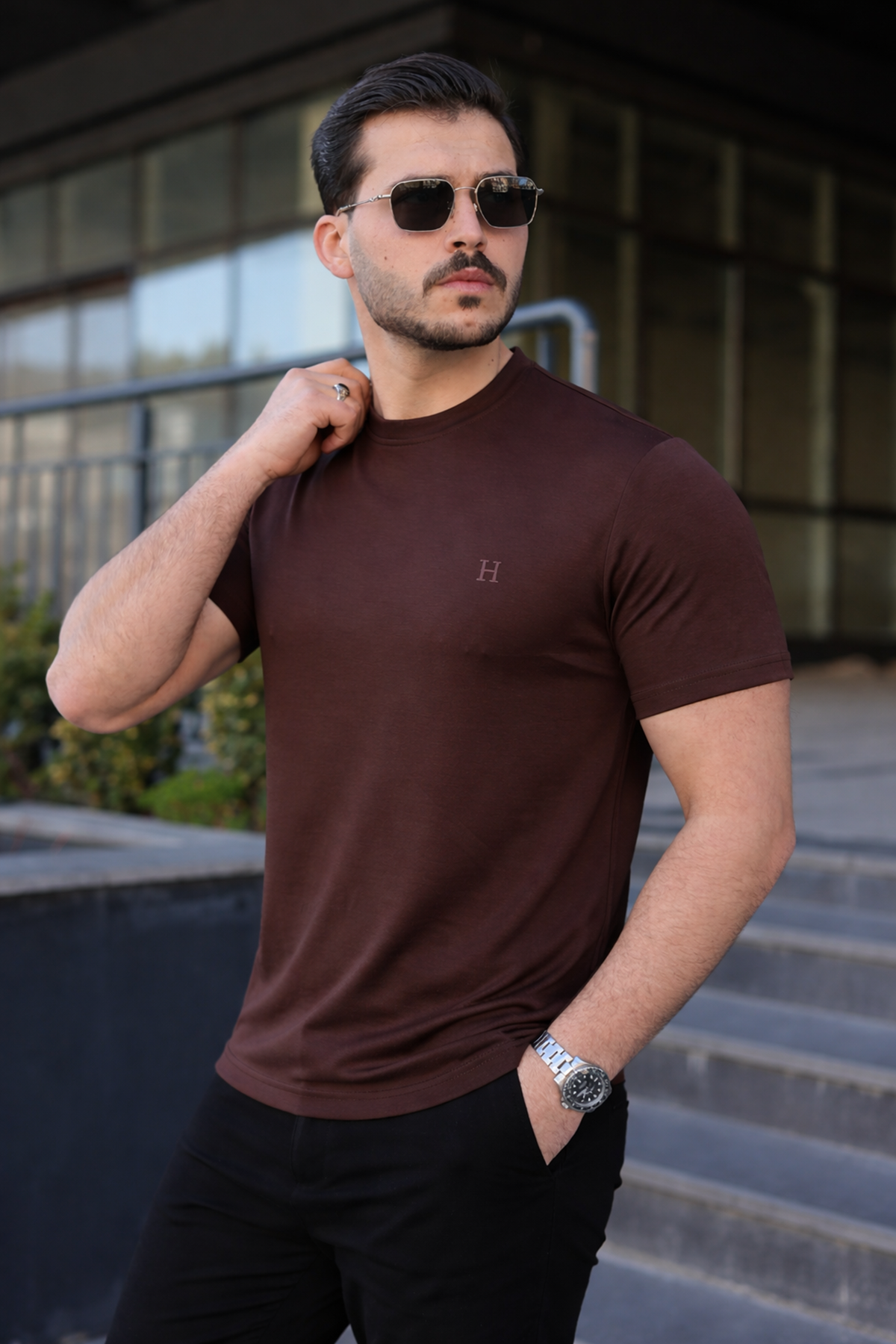 Erkek Kısa Kol Yazlık Baskılı Kahve Dar Tişört