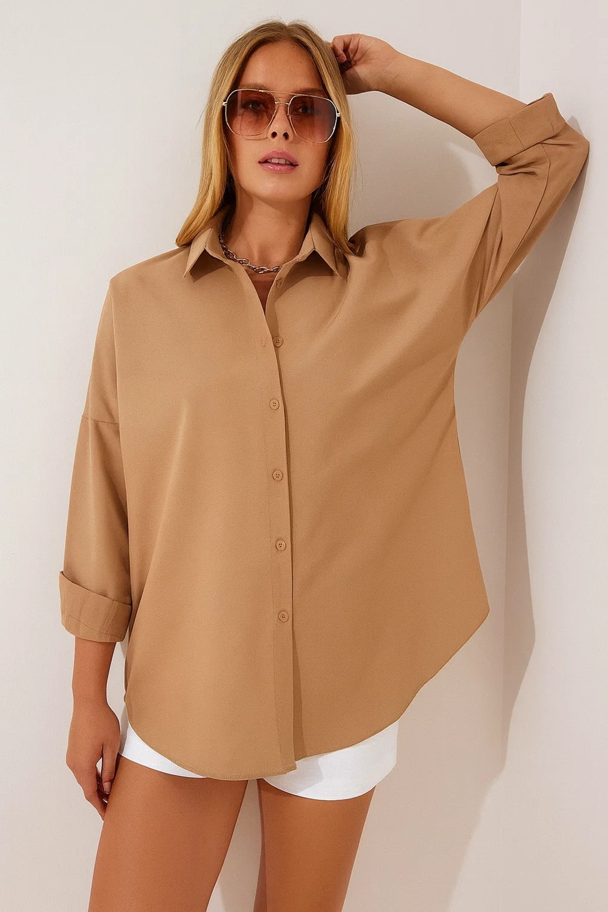 Kadın Oversize Uzun Basic Camel Gömlek