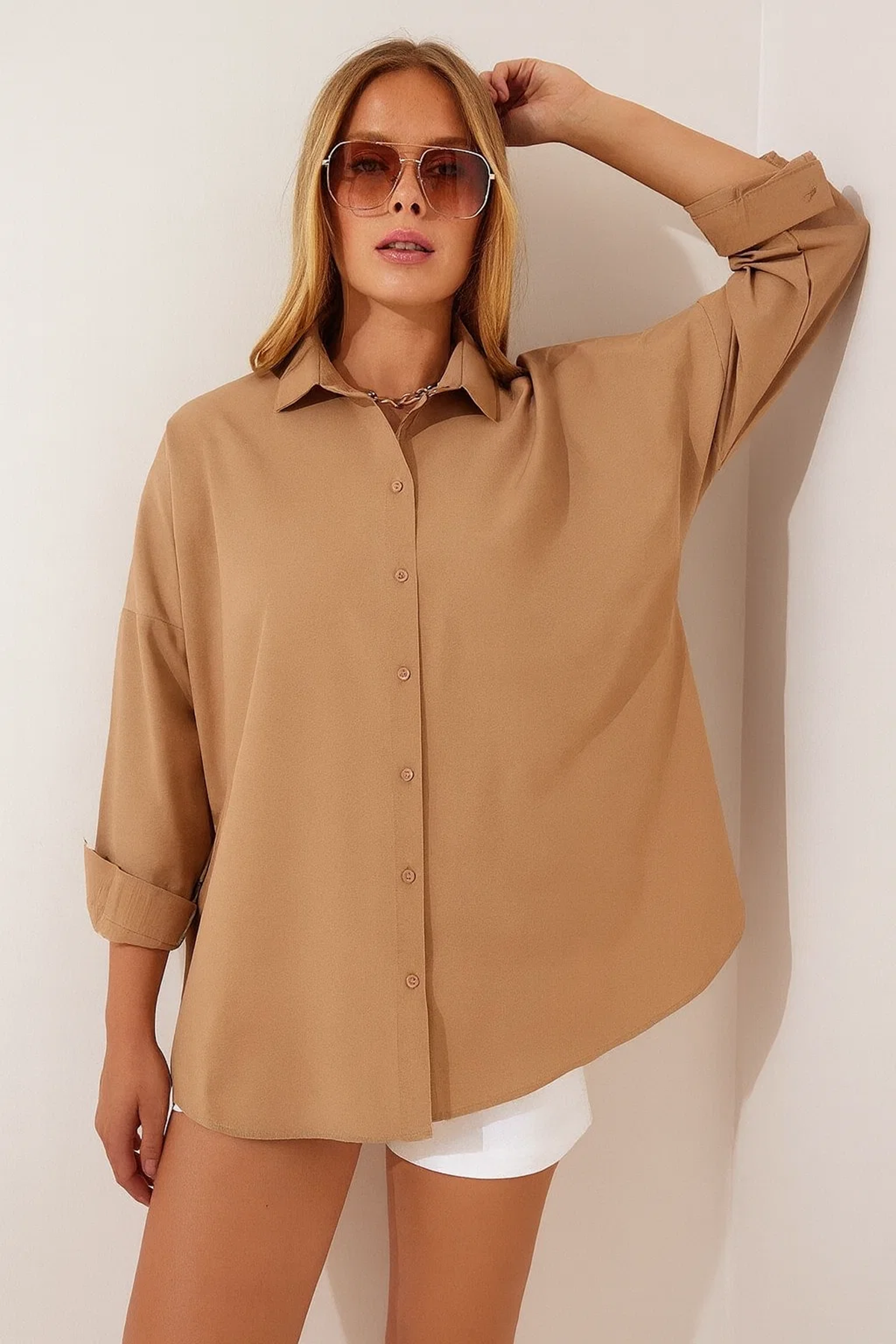 Kadın Oversize Uzun Basic Camel Gömlek