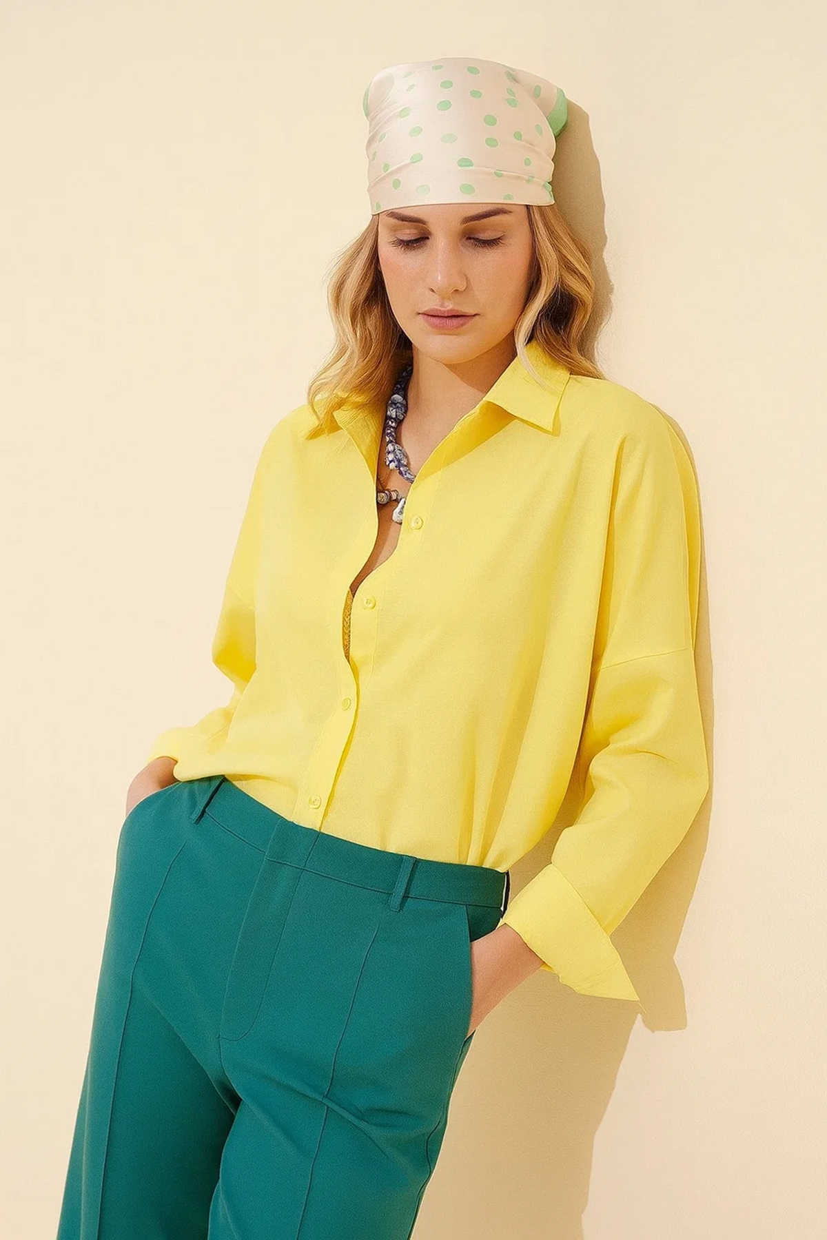 Kadın Oversize Uzun Basic Sarı Gömlek