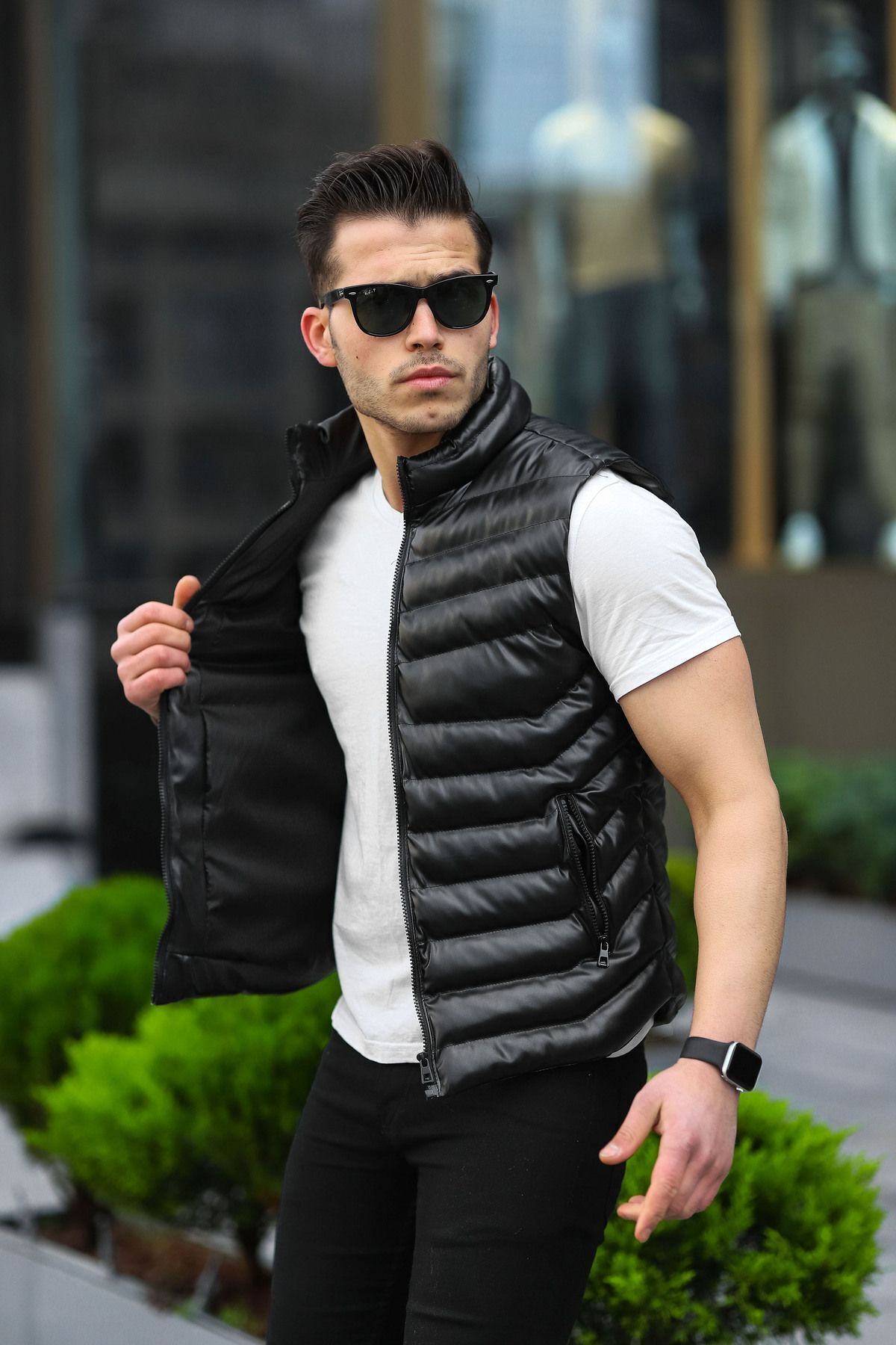 Erkek Siyah Deri Yelek Dolum Elyaf