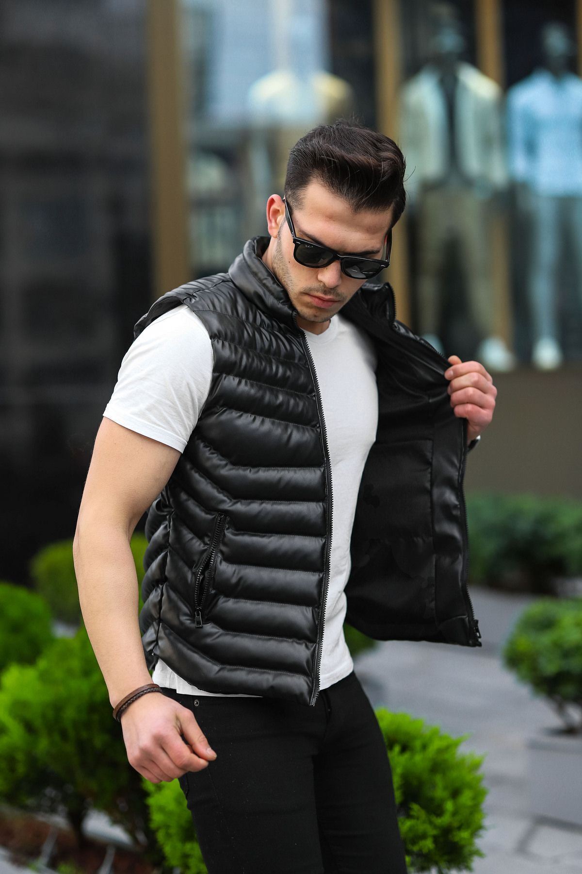 Erkek Siyah Deri Yelek Dolum Elyaf