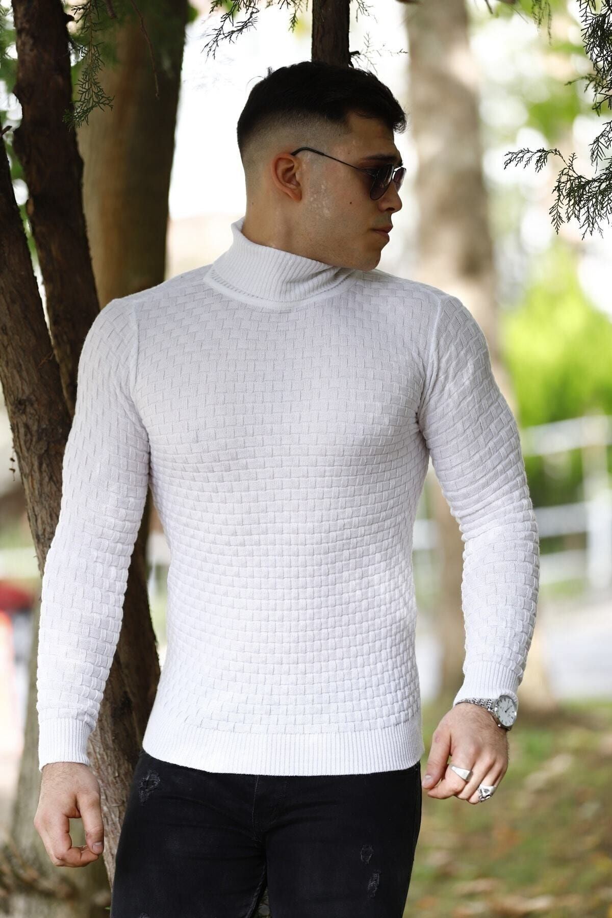 Erkek Beyaz Boğazlı Triko Kazak