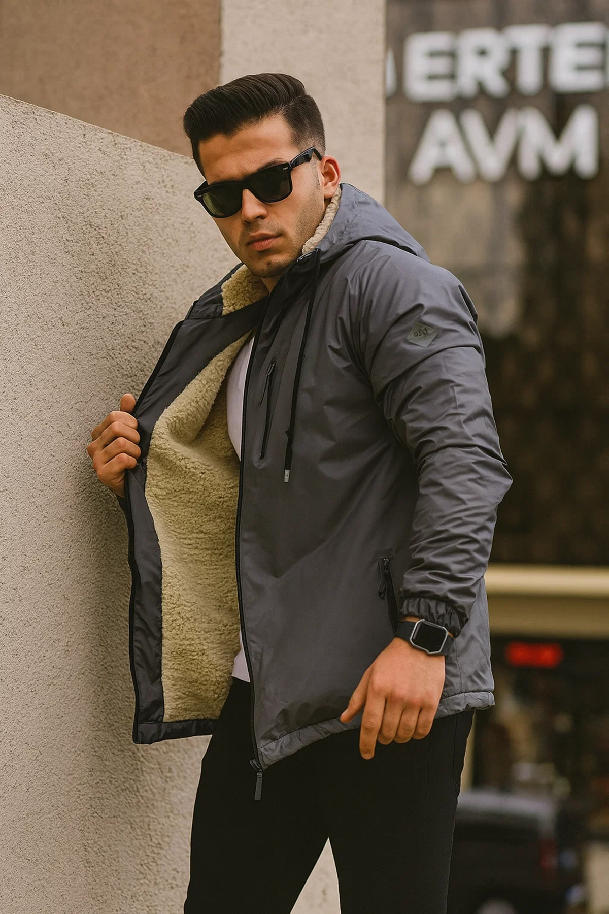 Erkek Içi Kürklü Suya Dayanıklı Kapüşonlu Cepli Yağmurluk