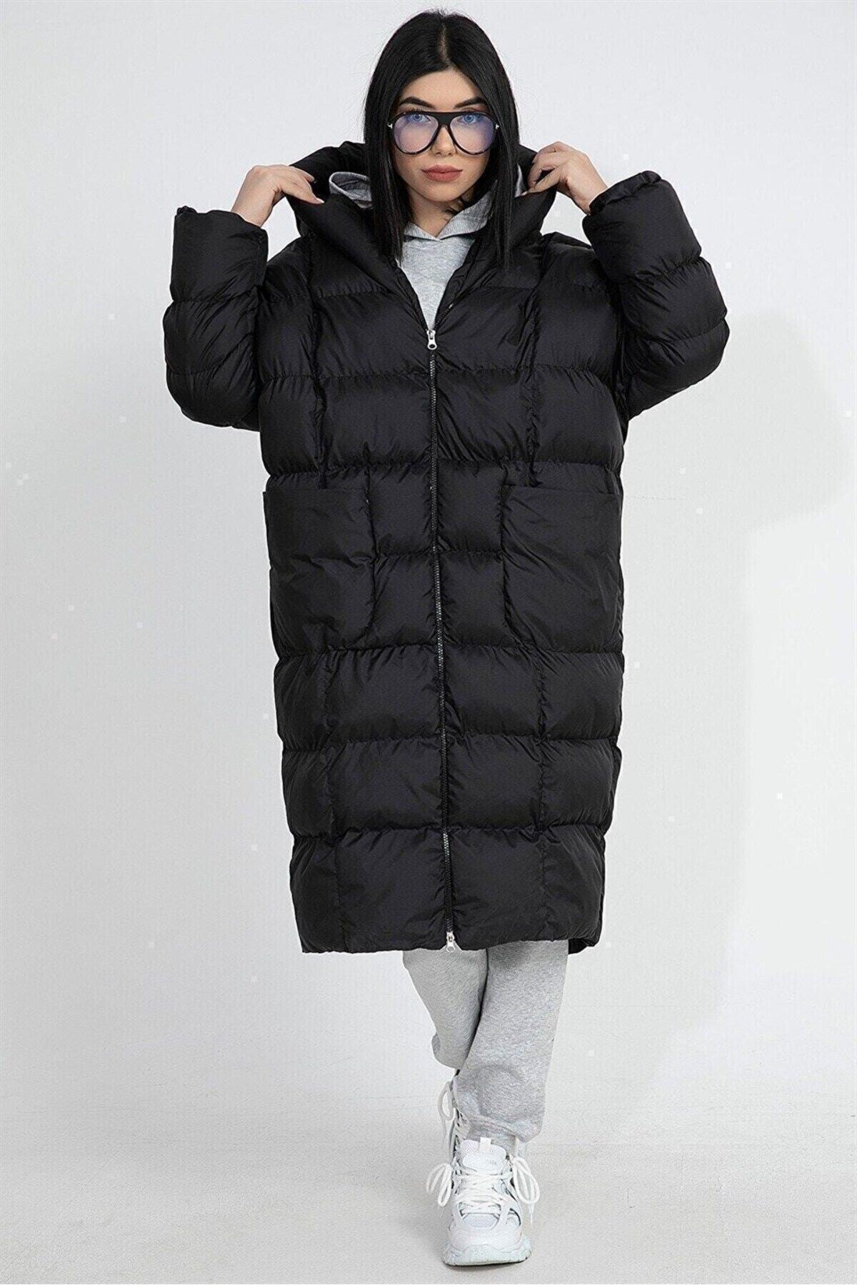 Kapüşonlu Uzun Oversize Şişme Kadın Mont - Siyah