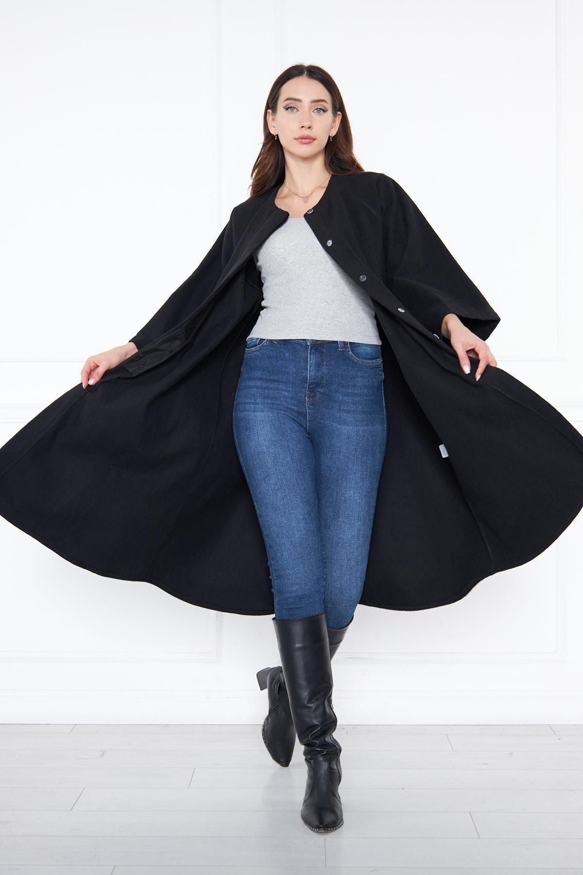 Kadın Trend Oversize Uzun Kol Şık Siyah Kaşe Panço