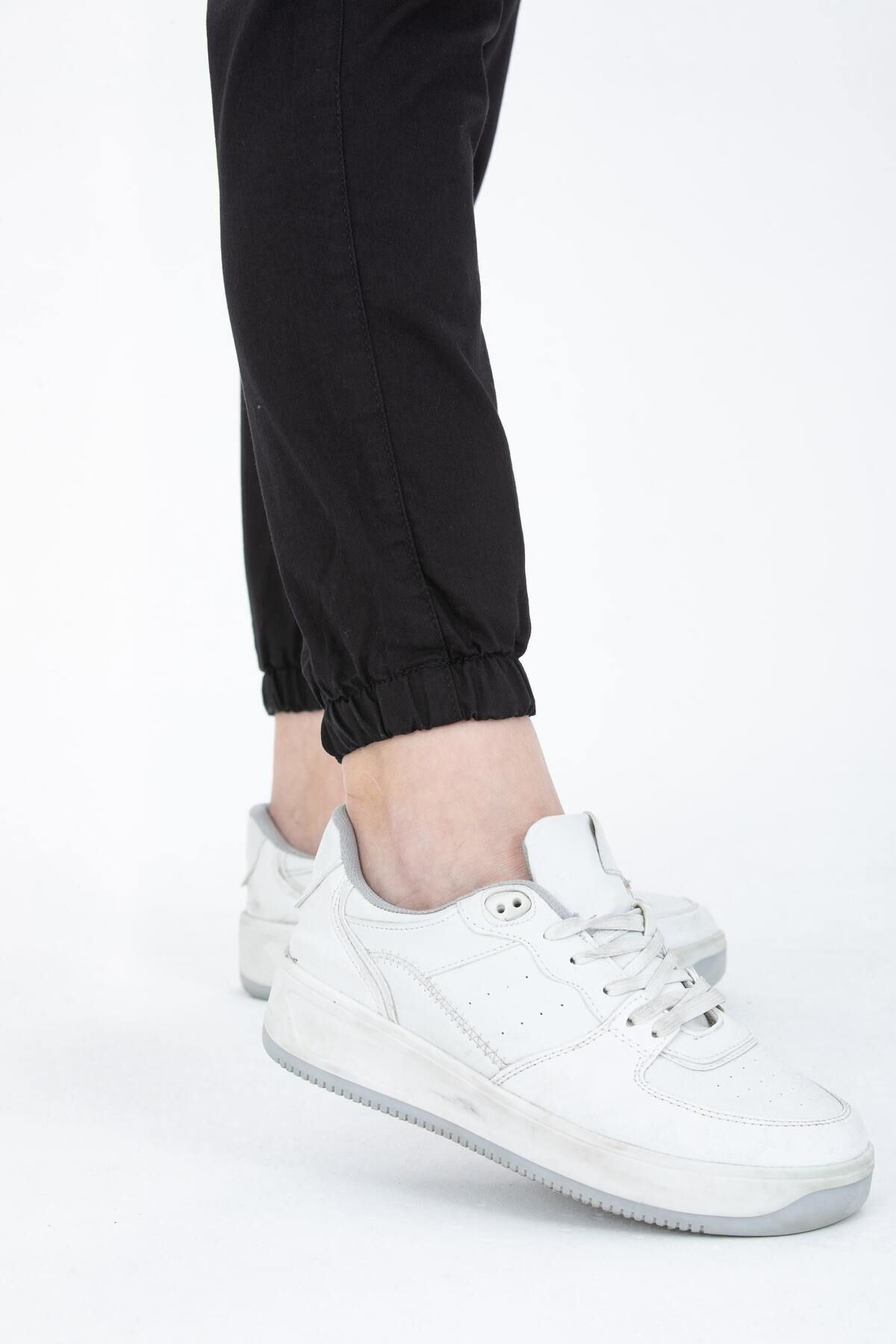 Kadın Jogger Rahat Kalıp Paça Lastikli Gabardin Pantolon