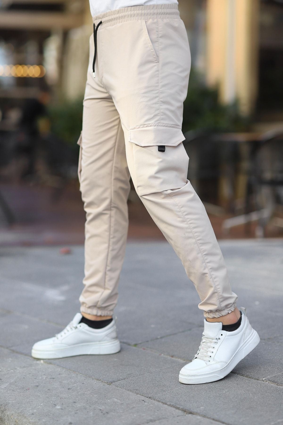 Erkek Paraşüt Kumaş Tarz Cepli Paça Ve Bel Lastikli Jogger Spor Pantolon