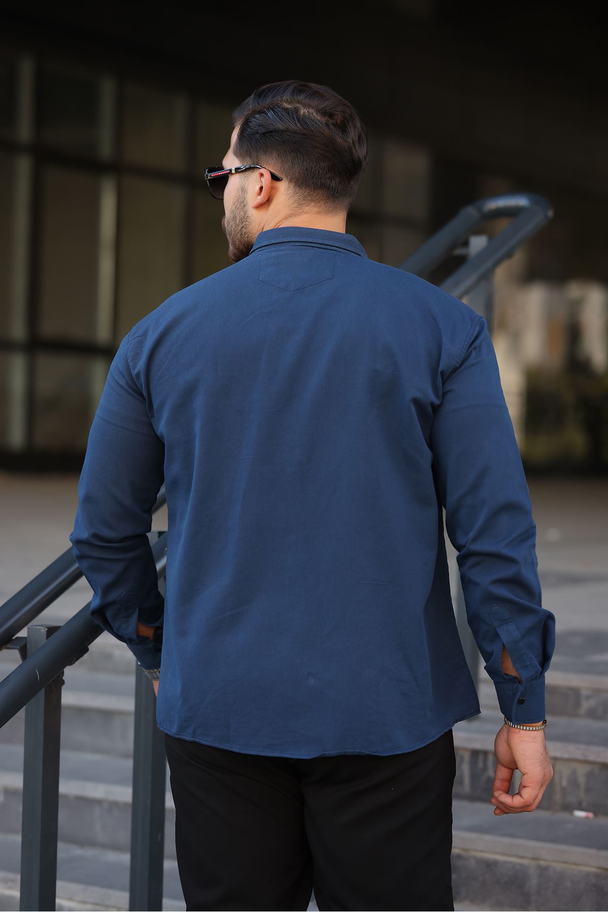 Erkek Slim Fit Cepli Basic Uzun Kol Lacivert Kot Gömlek