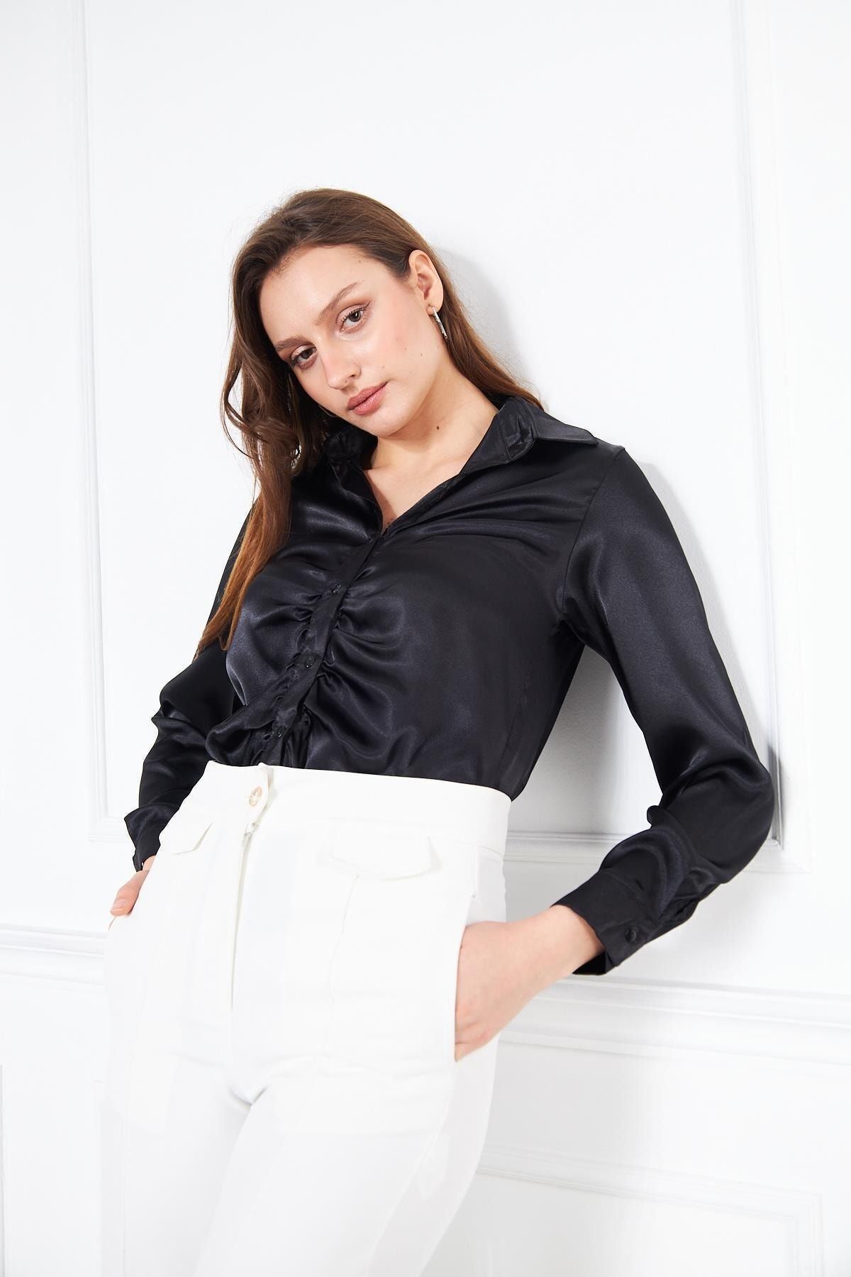 Kadın Büzgülü Saten Gömlek