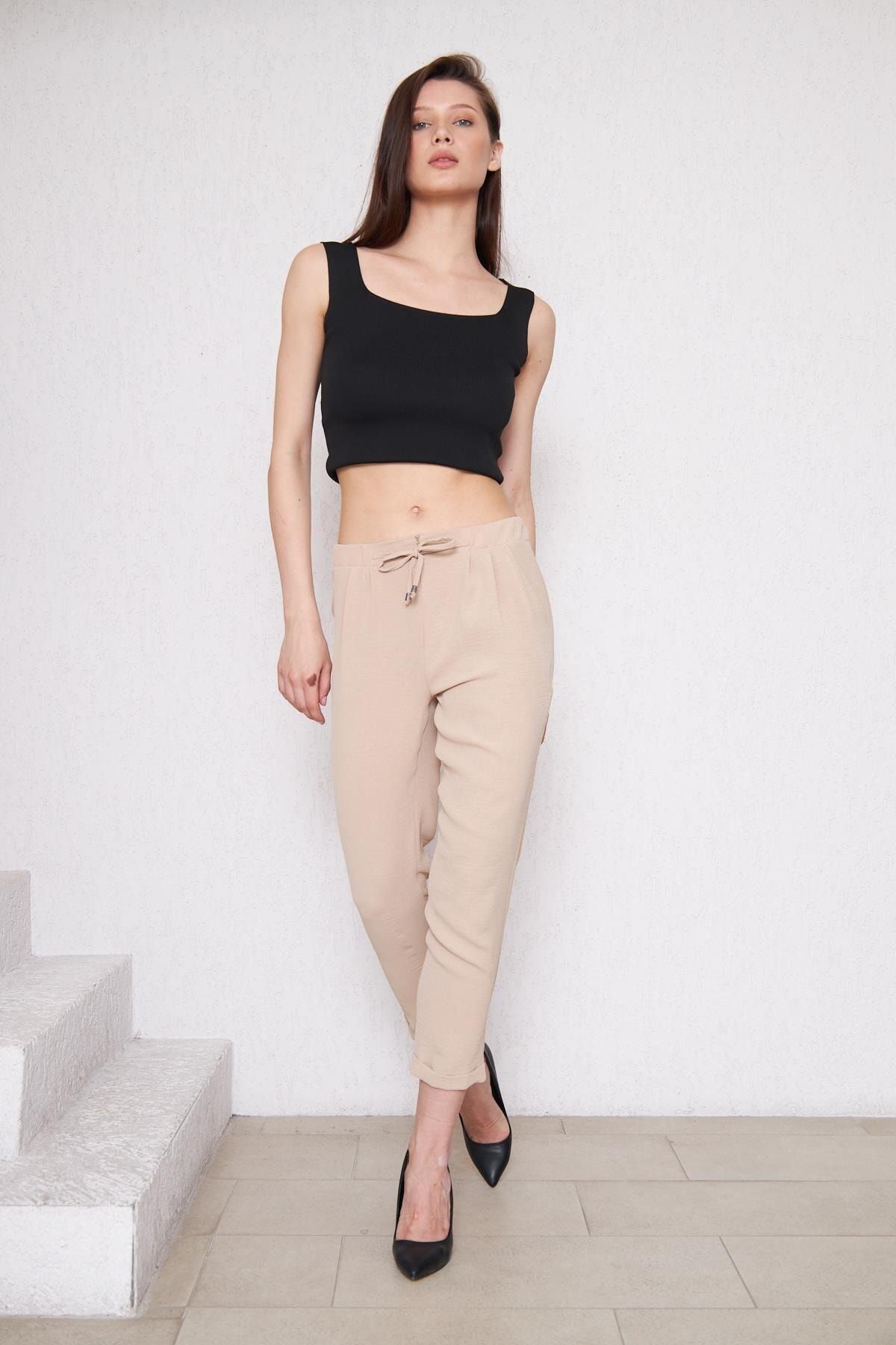 Kadın Beli Lastikli Aerobin Duble Paça Bej Pantolon