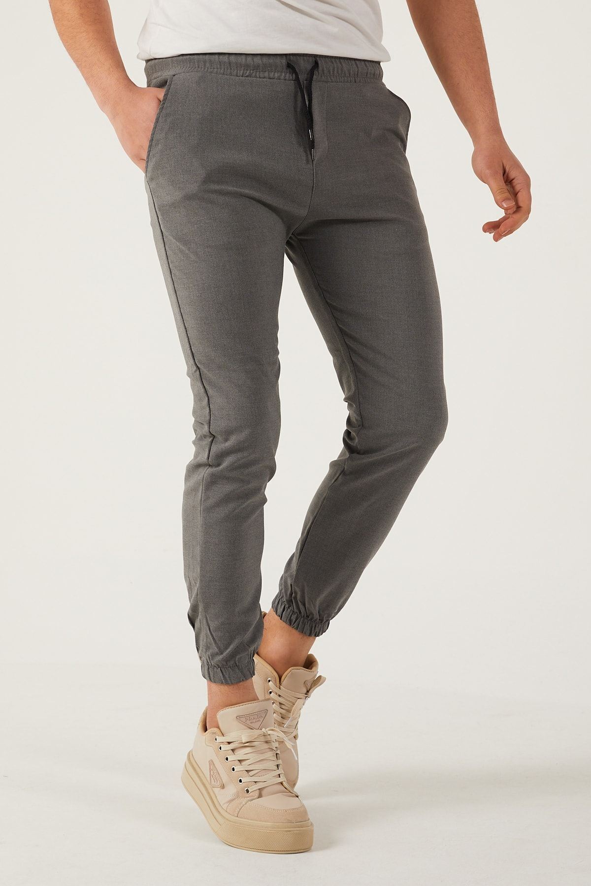Erkek Dar Kalıp Lastikli Paça Jogger Pantolon