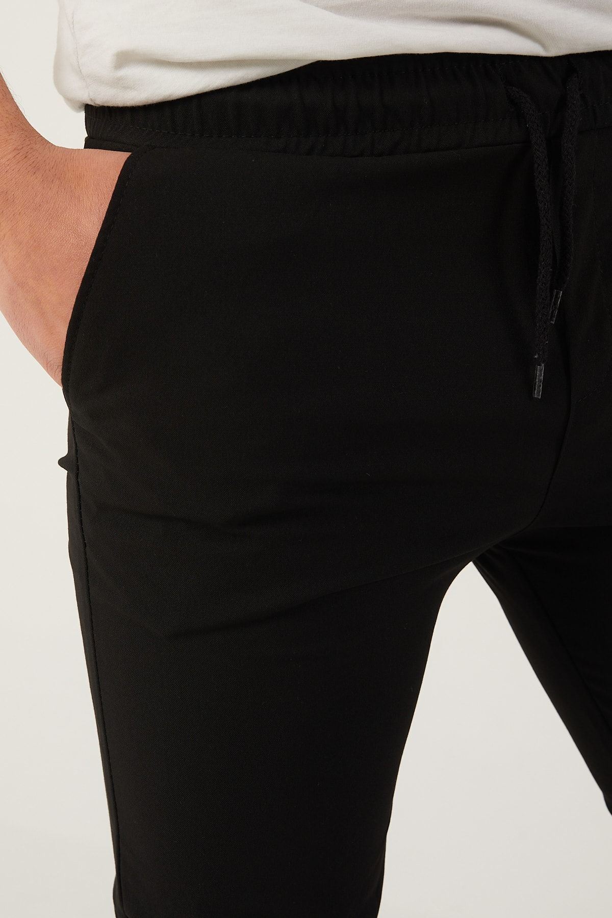 Erkek Dar Kalıp Lastikli Paça Jogger Pantolon