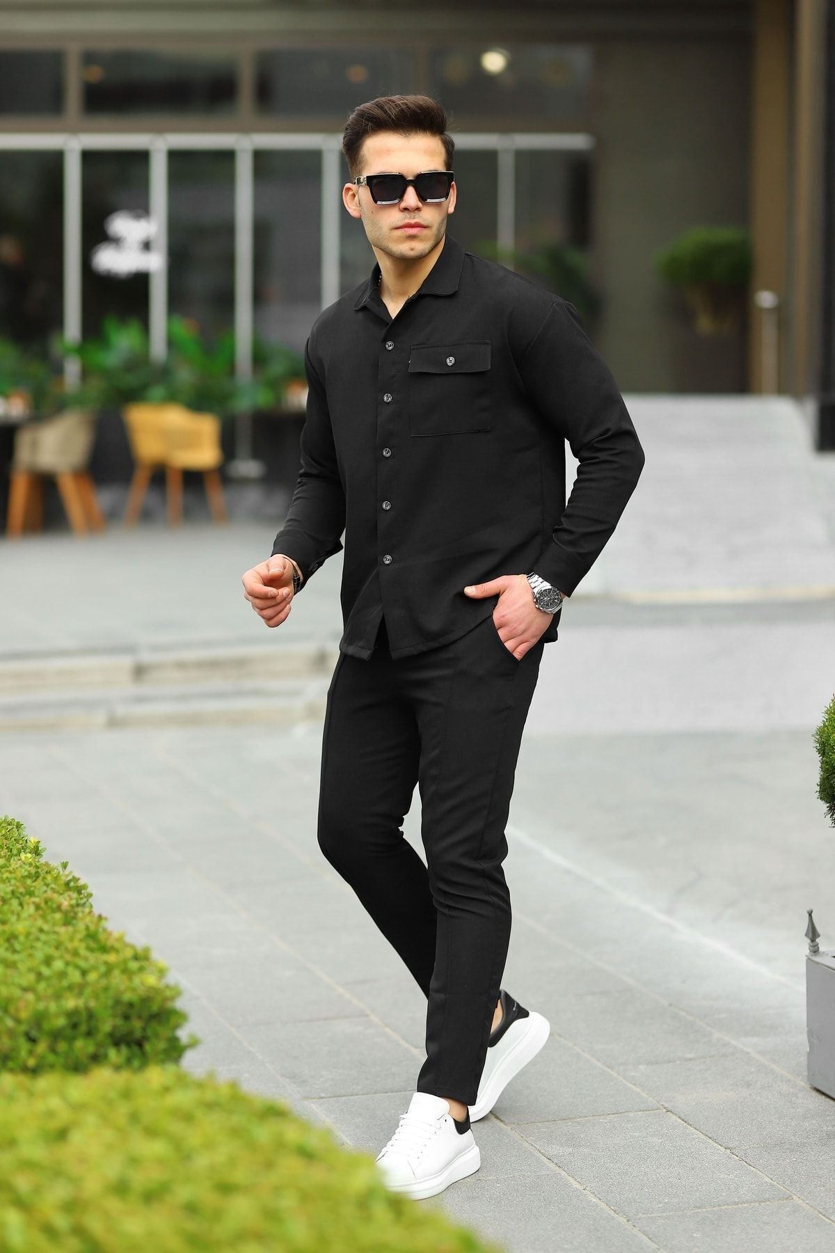 Erkek Gömlek Ve Eşofman Takımı
