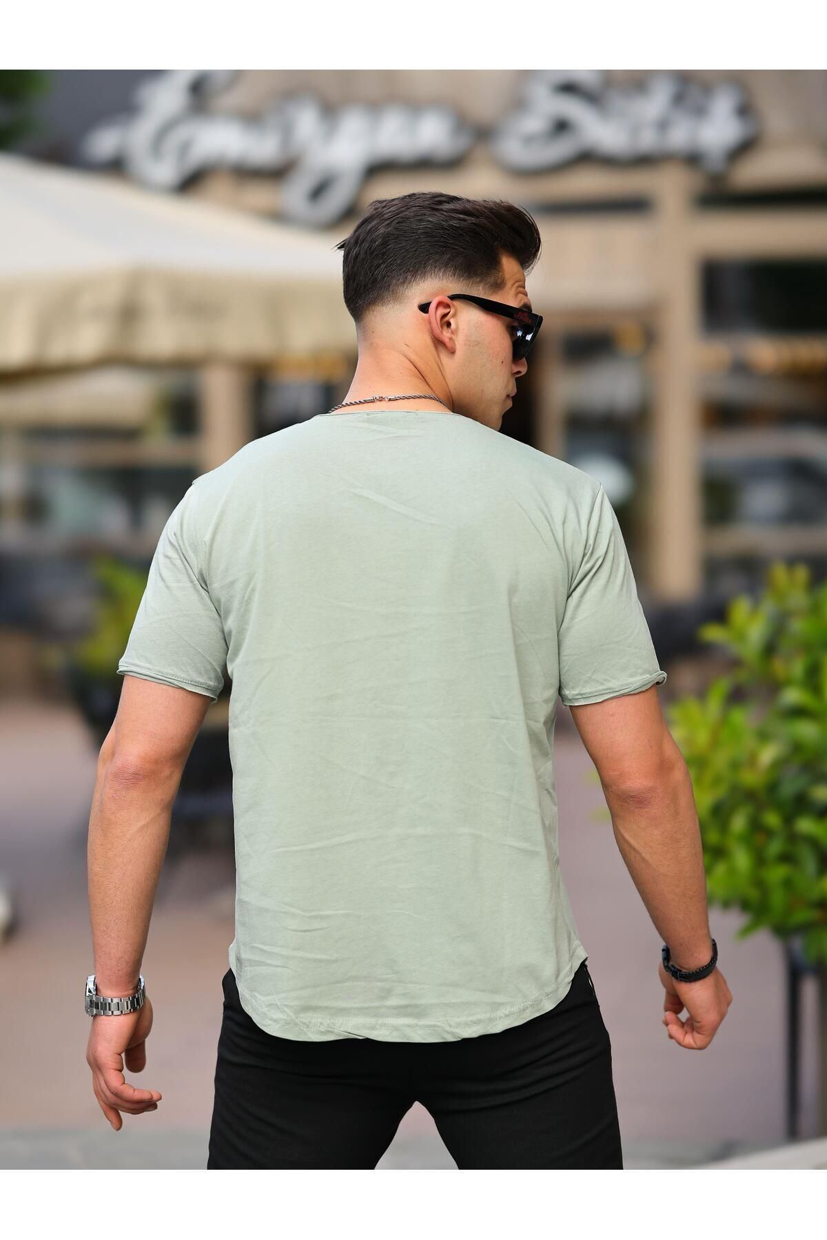 Erkek Oval Kesim Slim Fit Pis Yaka Salaş T- Shirt
