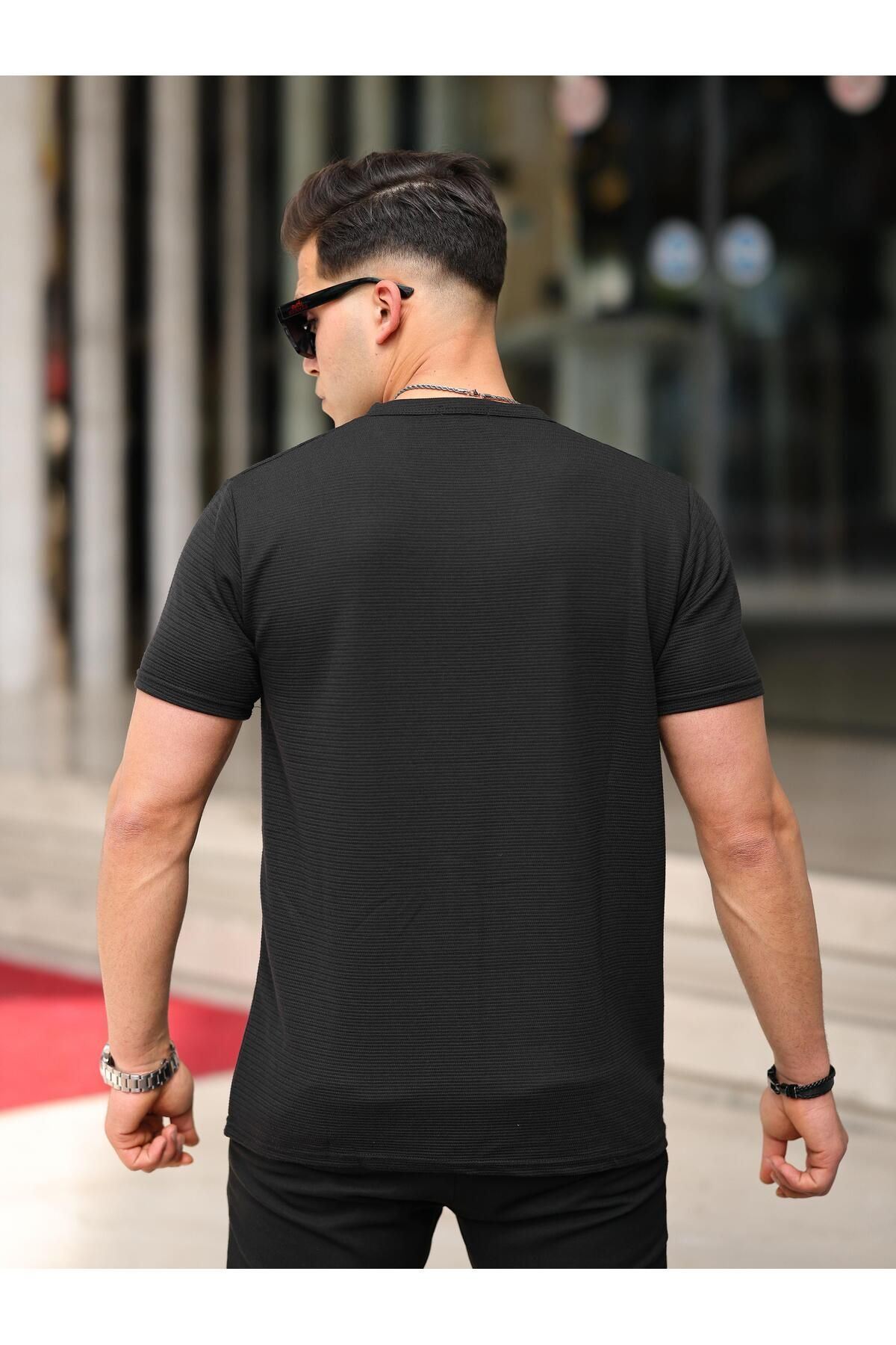 Erkek Slim Fit Waffle Kumaş Sıfır Yaka Nakışlı T-shirt