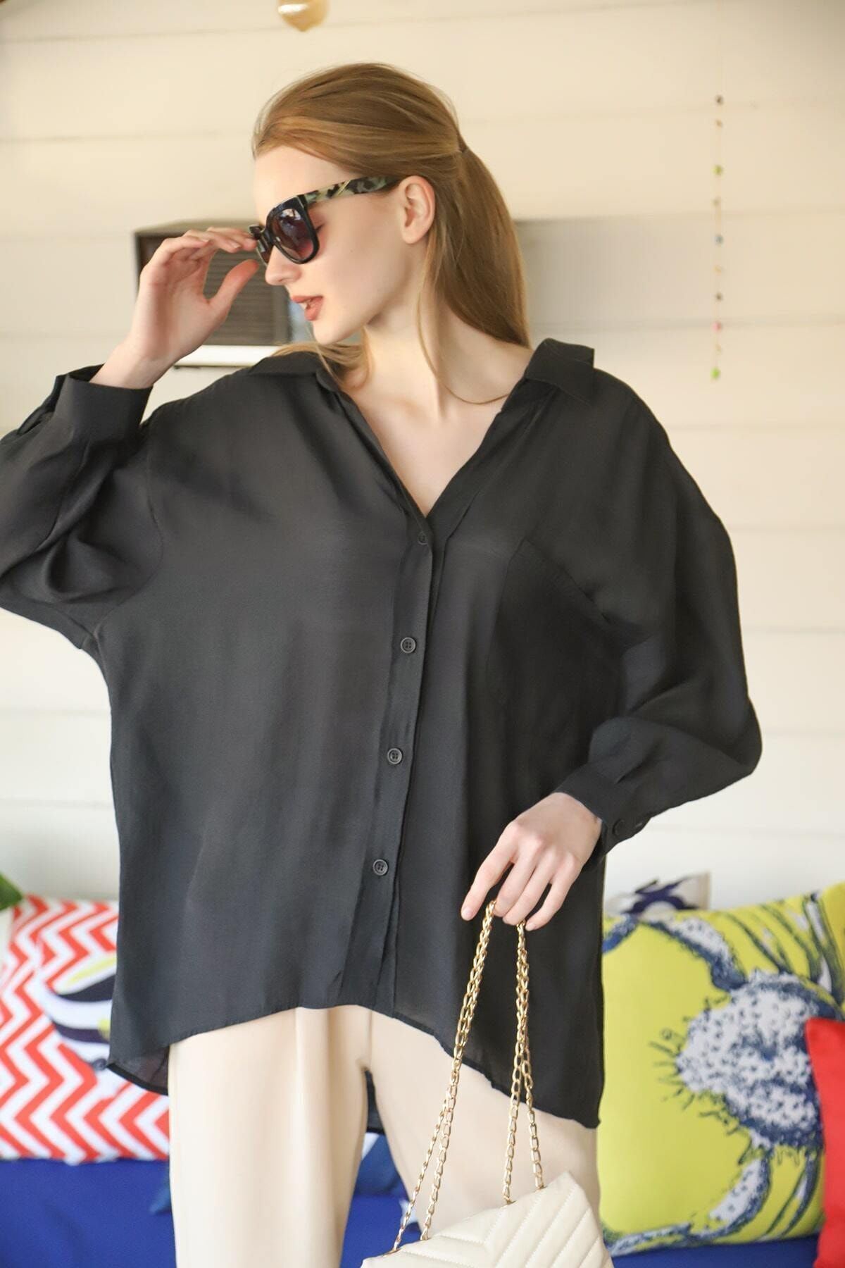 Kadın Siyah Owersize Uzun Basic Gömlek