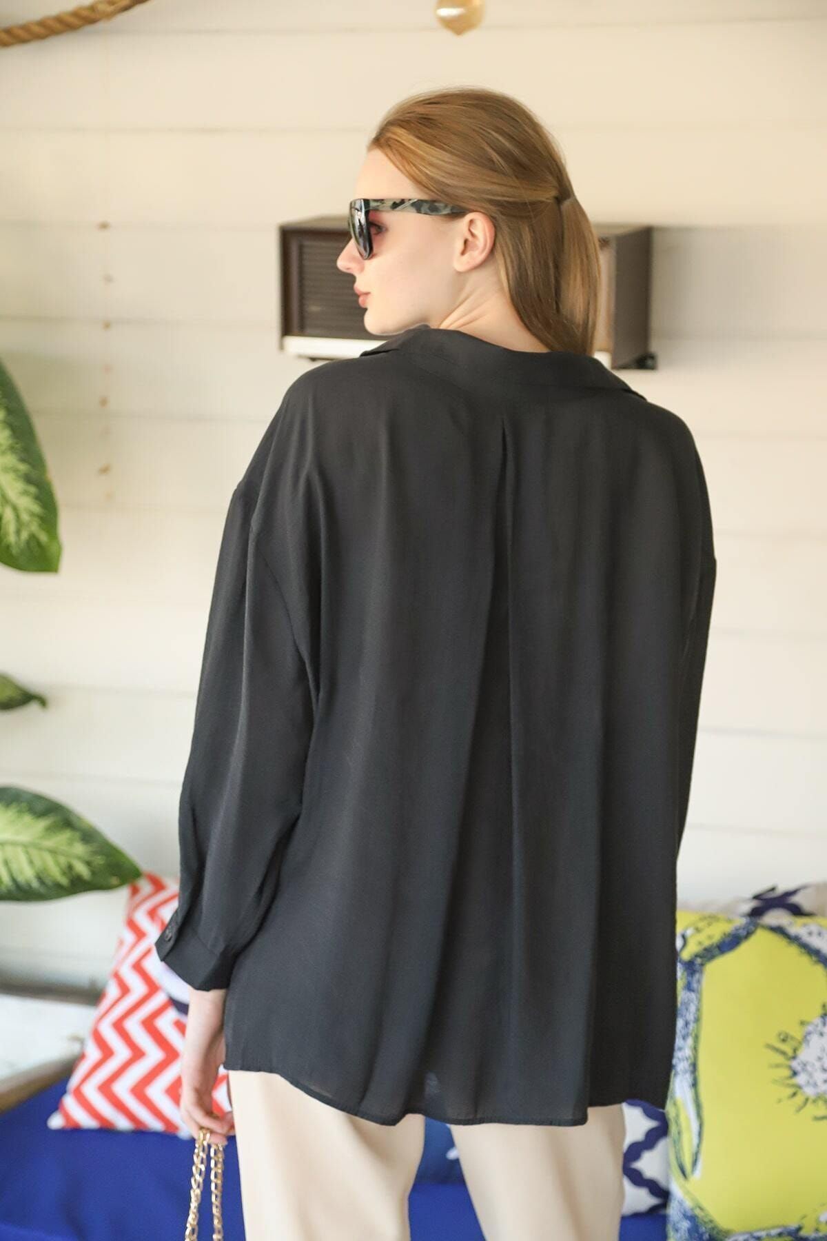 Kadın Siyah Owersize Uzun Basic Gömlek