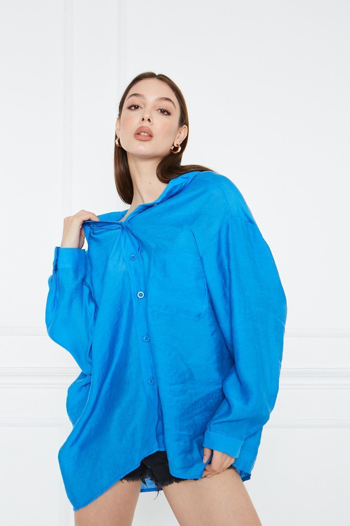 Kadın Siyah Owersize Uzun Basic Gömlek