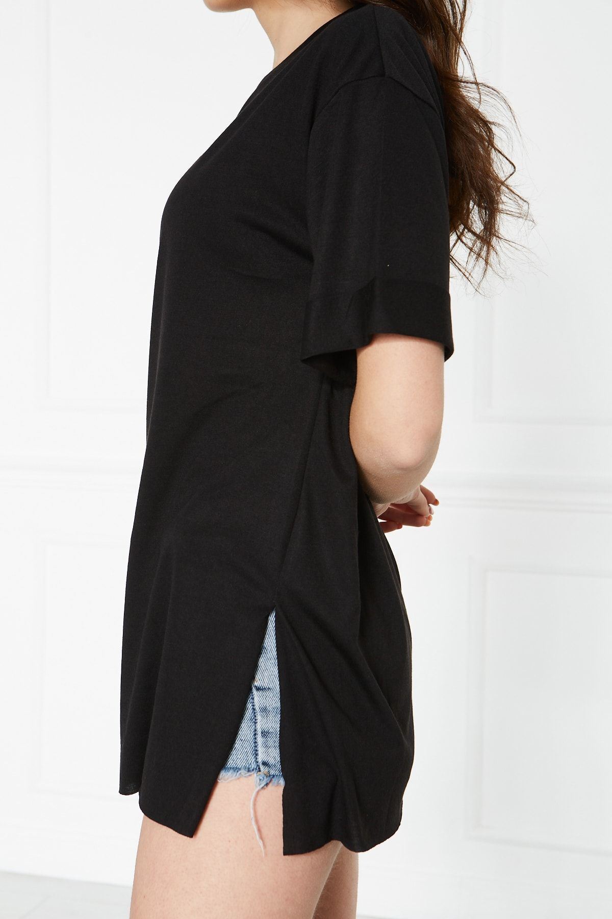 Kadın Kol Katlı Yırtmaçlı Salaş Oversize Tshirt