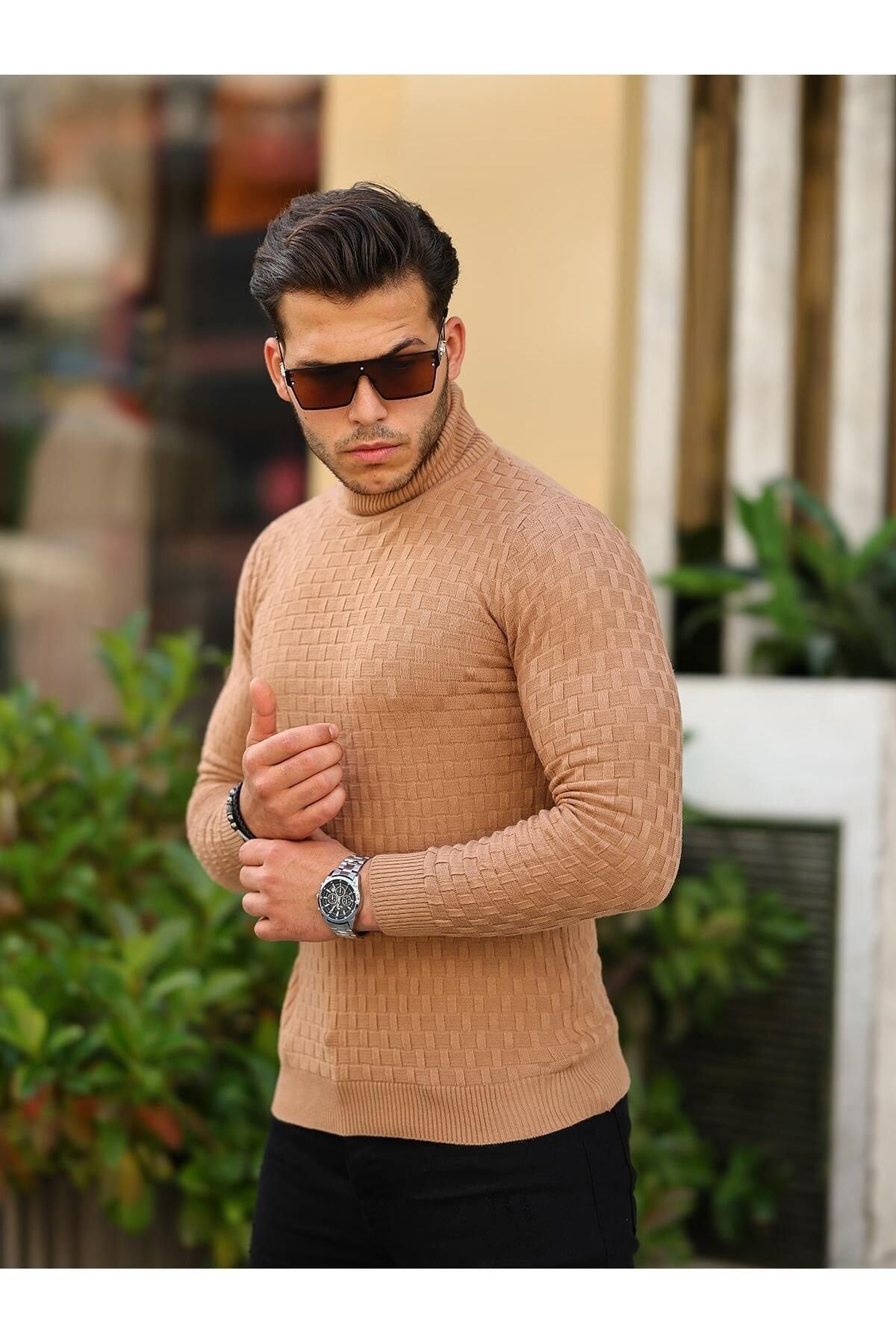 Erkek Boğazlı Triko Kazak