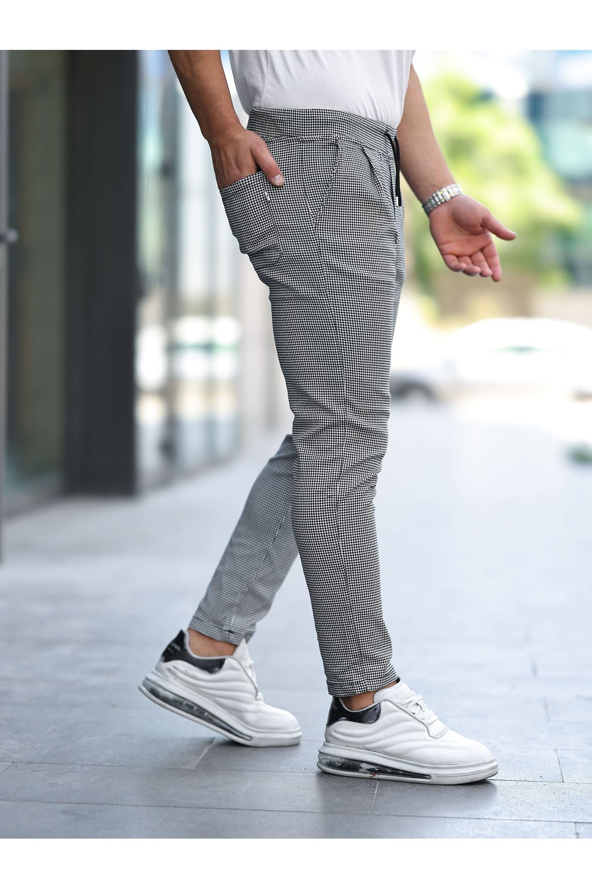 Paça Lastikli Ekoseli Pantolon