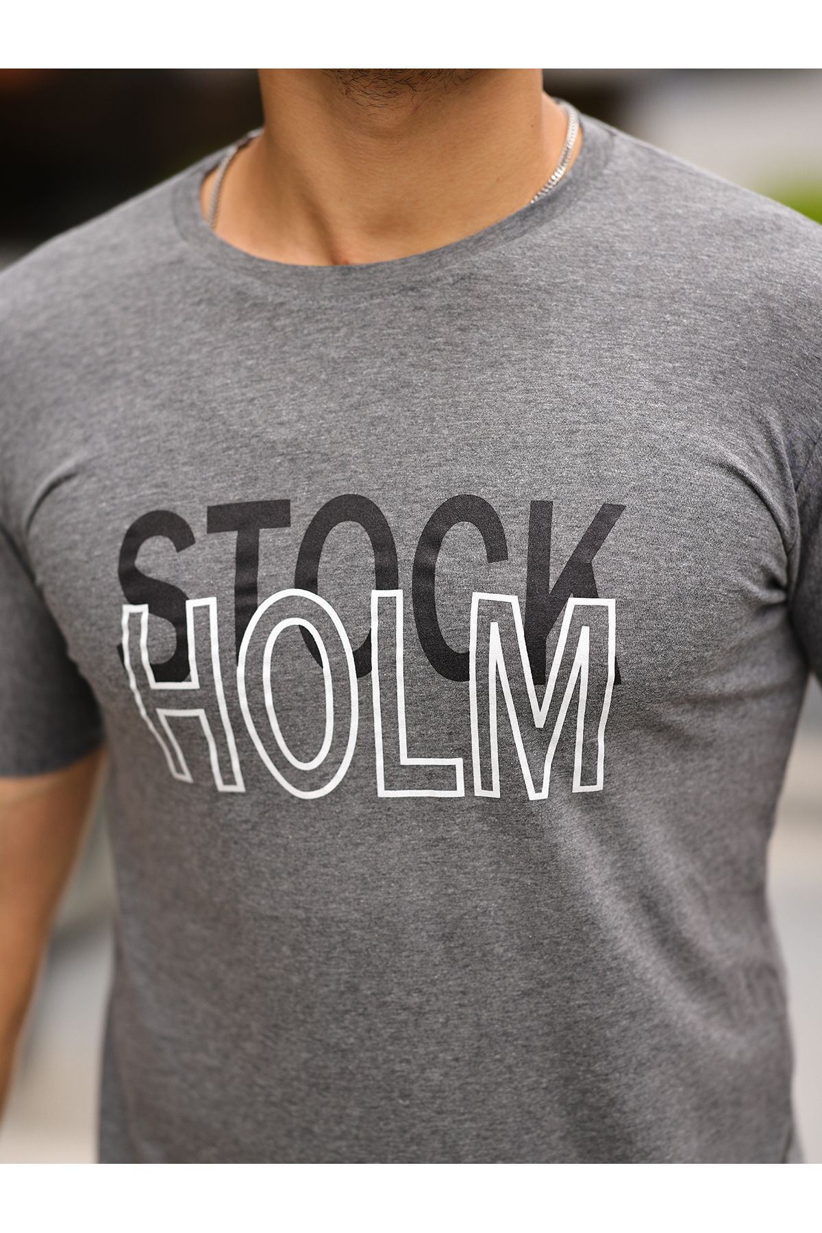 Stockholm Baskılı Sıfır Yaka T-Shirt