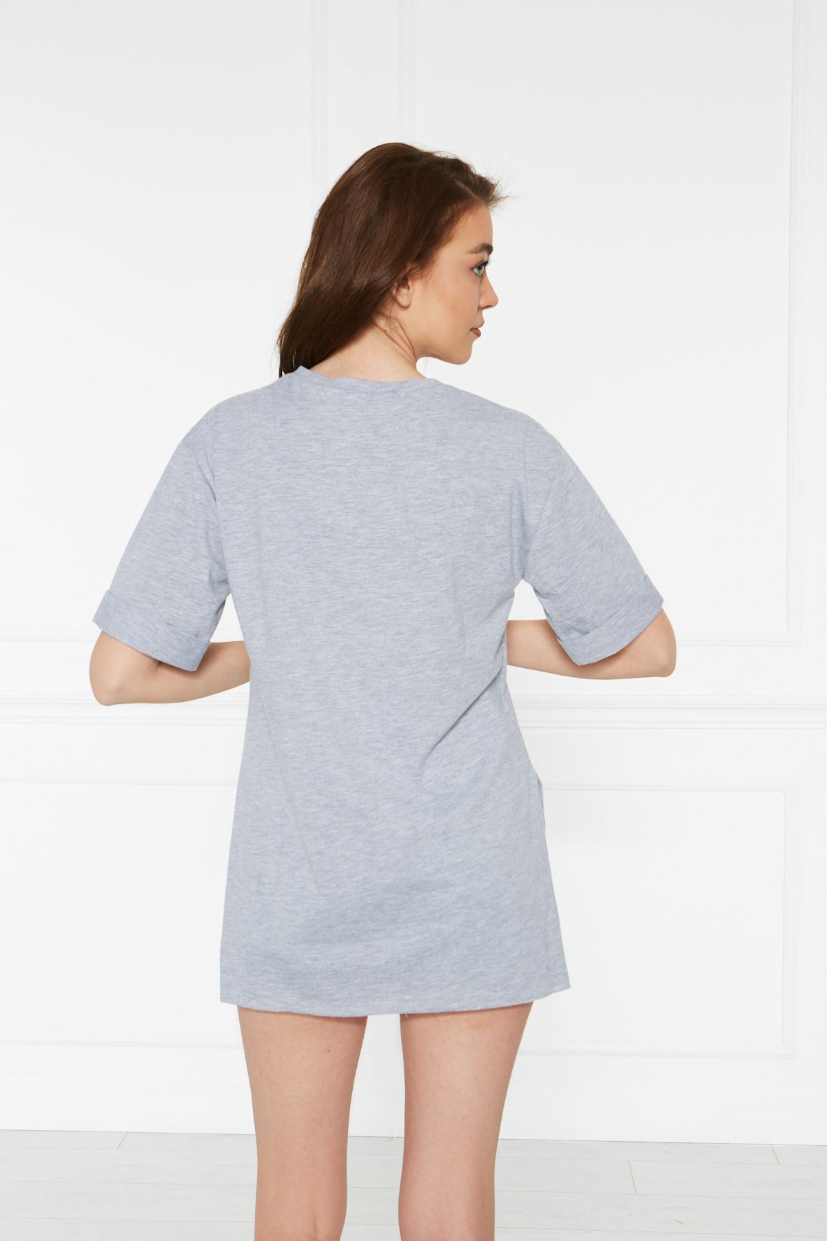 Kadın Kol Katlı Yırtmaçlı Salaş Oversize Tshirt