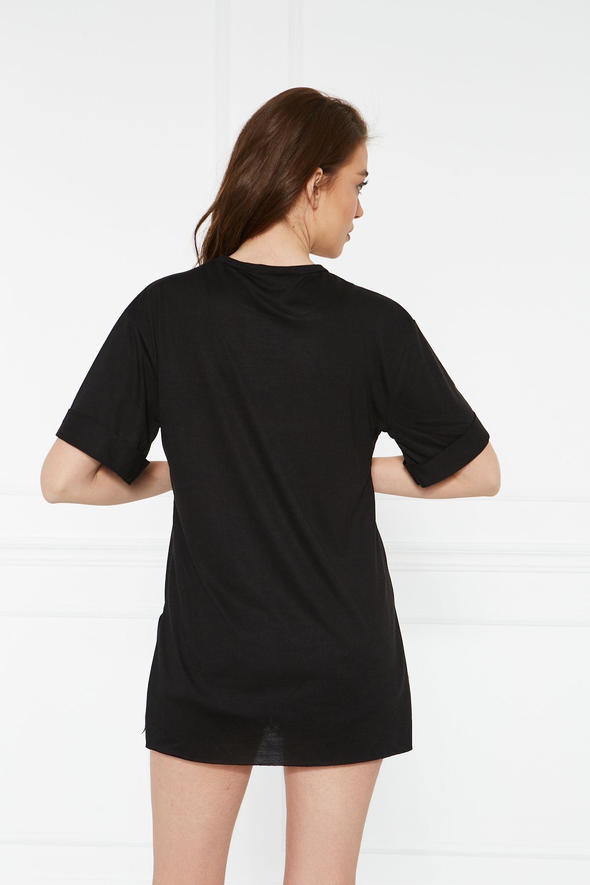 Kadın Kol Katlı Yırtmaçlı Salaş Oversize Tshirt