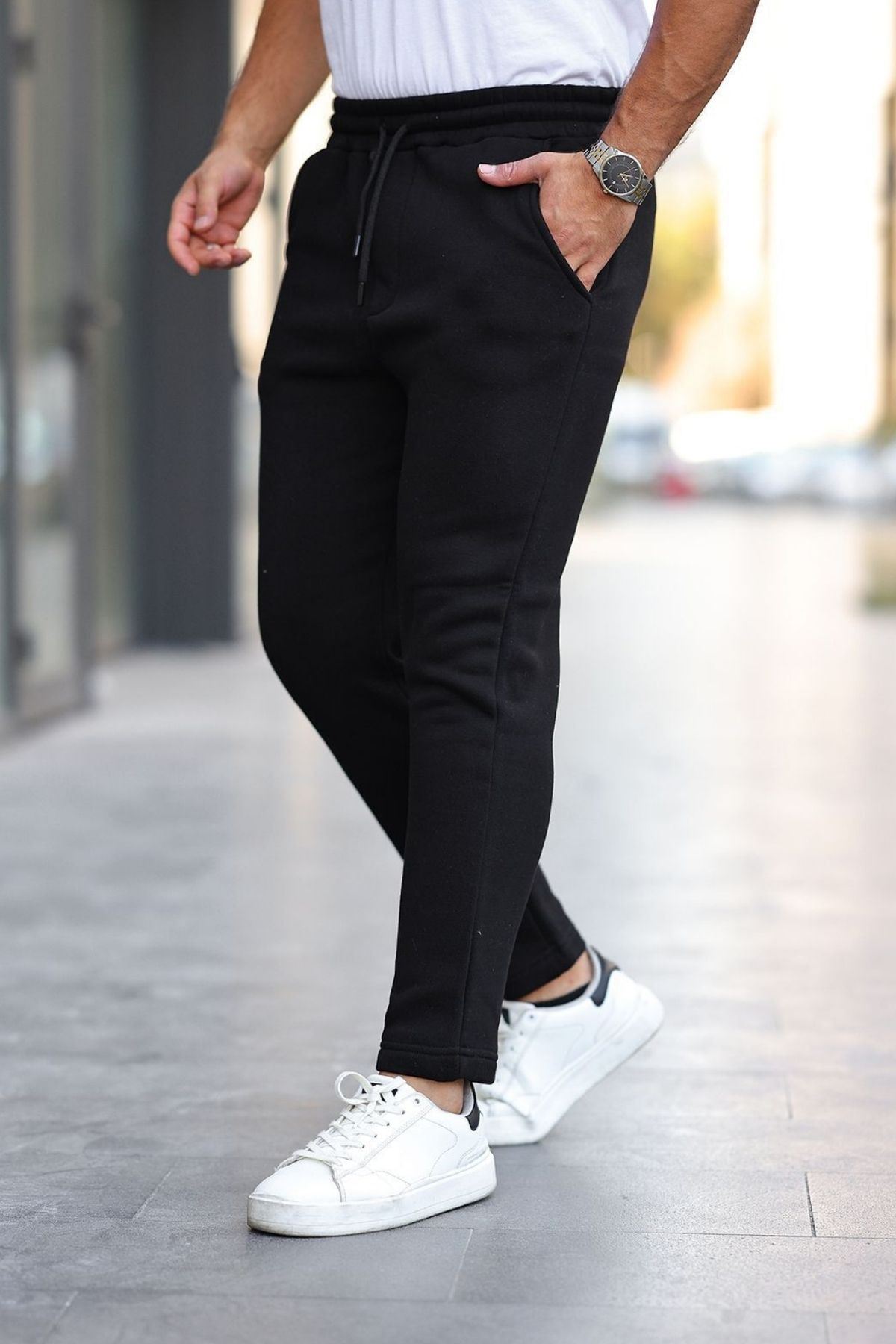 Erkek Beli Lastikli 3 Iplik Düz Paça Siyah Eşofman Altı