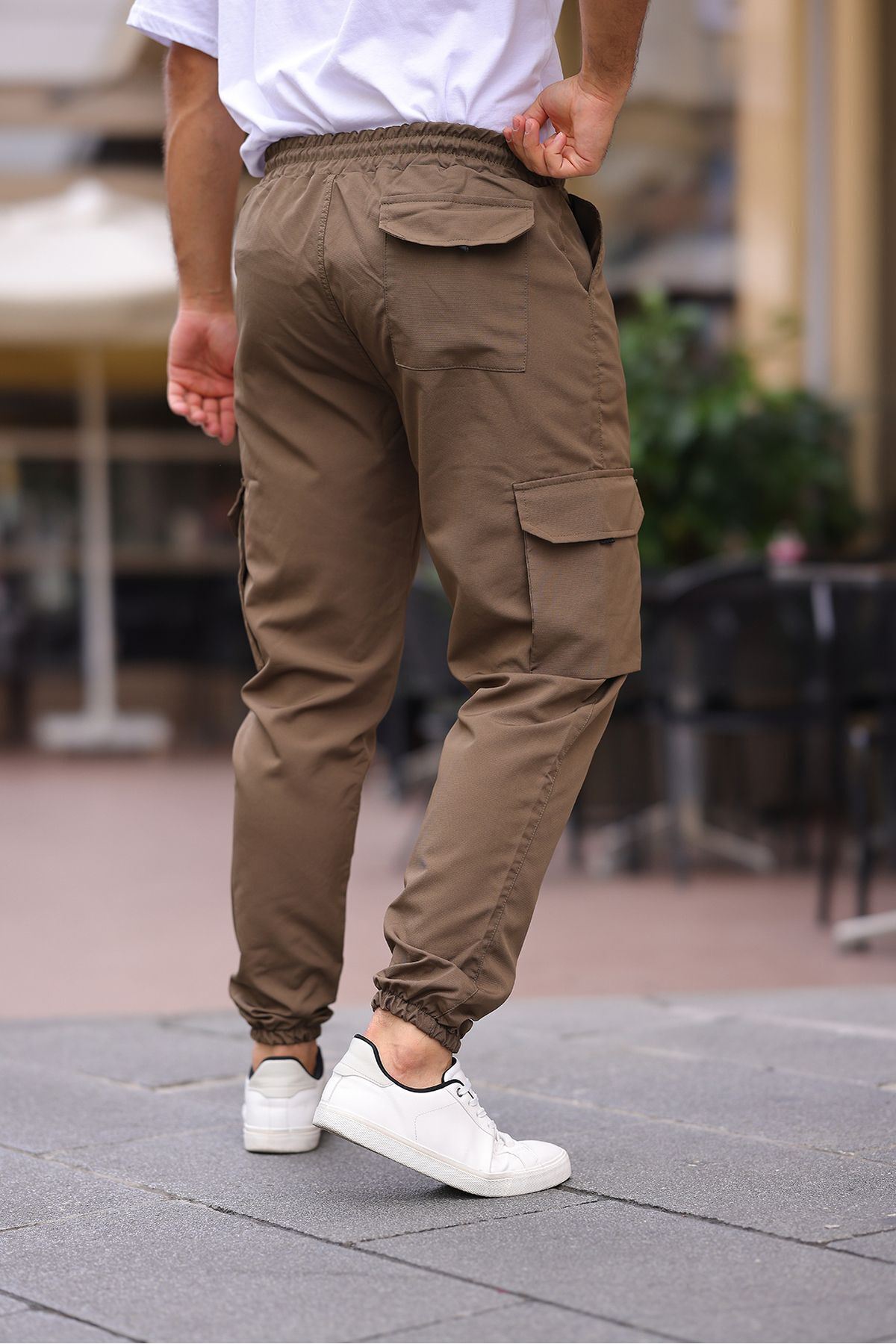 Erkek Paraşüt Kumaş Tarz Cepli Paça Ve Bel Lastikli Jogger Spor Pantolon