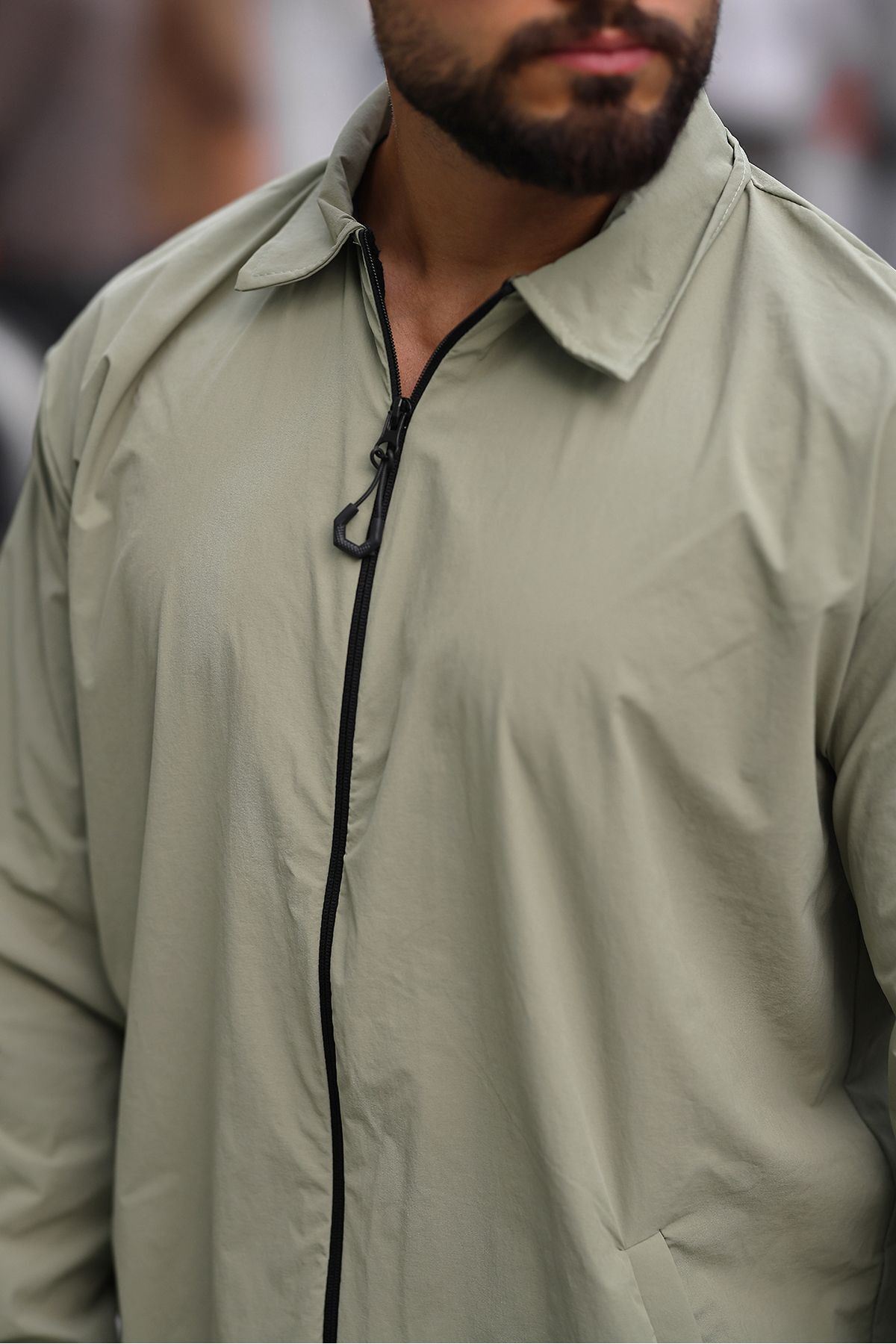 Gömlek Yakalı Fermuarlı Takım