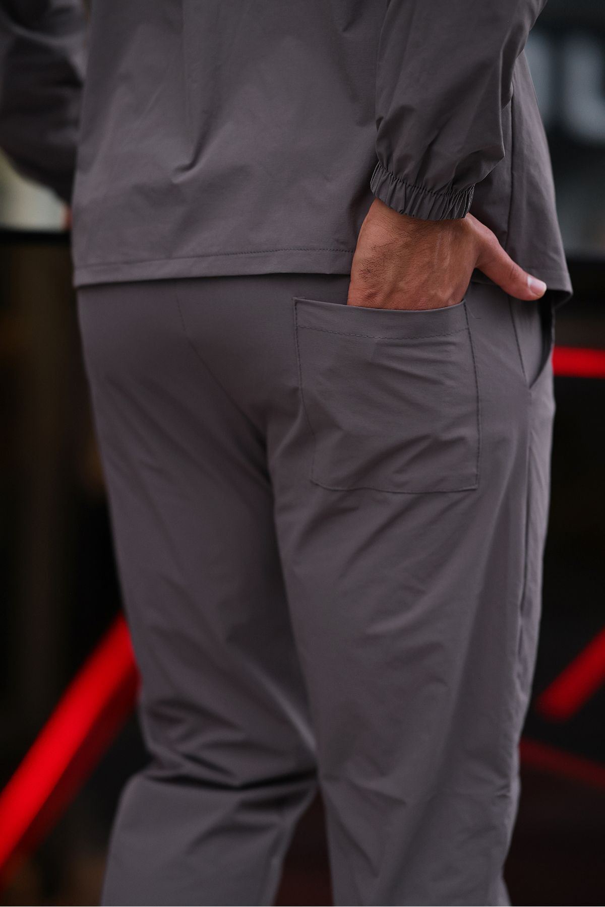 Gömlek Yakalı Fermuarlı Takım