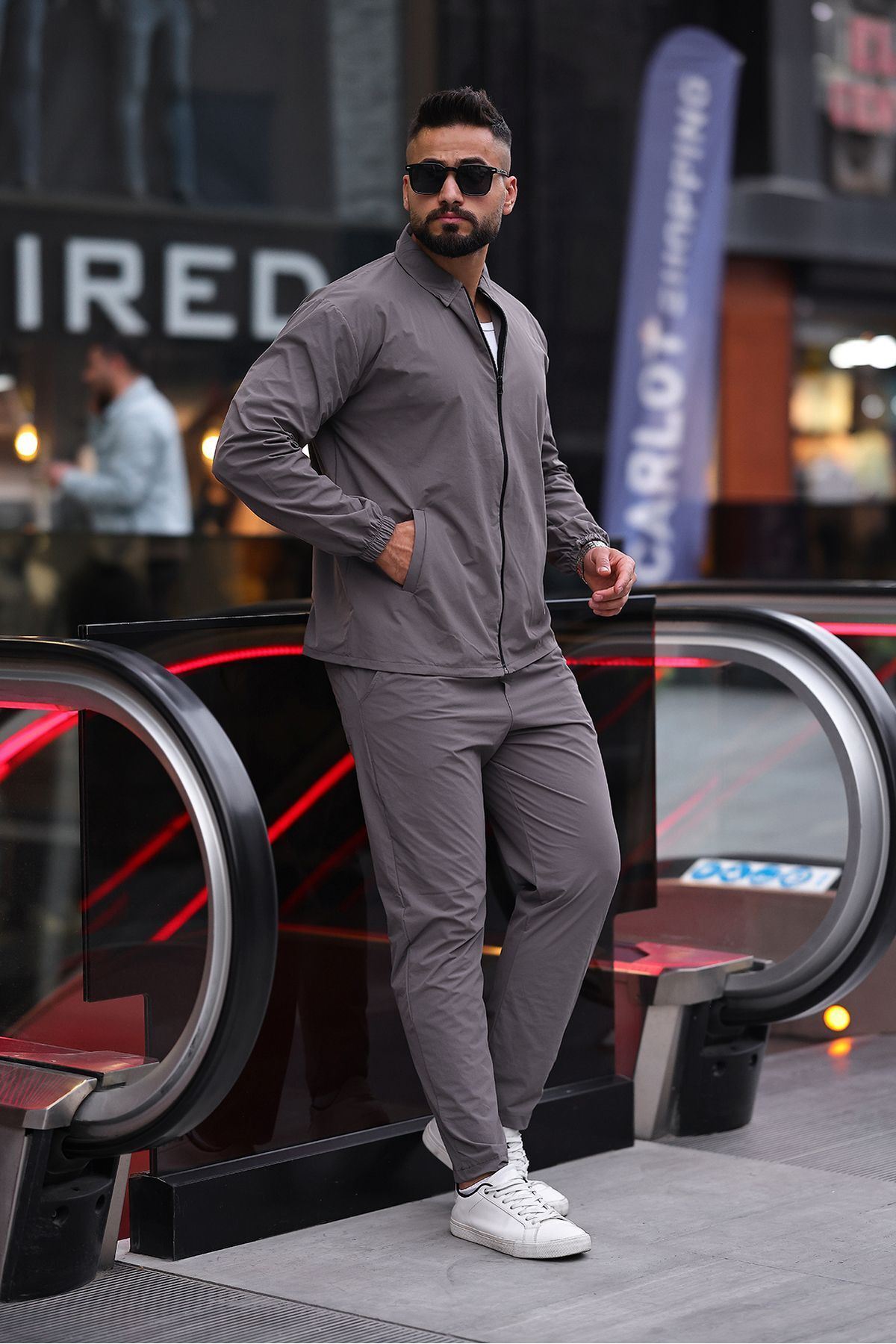 Gömlek Yakalı Fermuarlı Takım