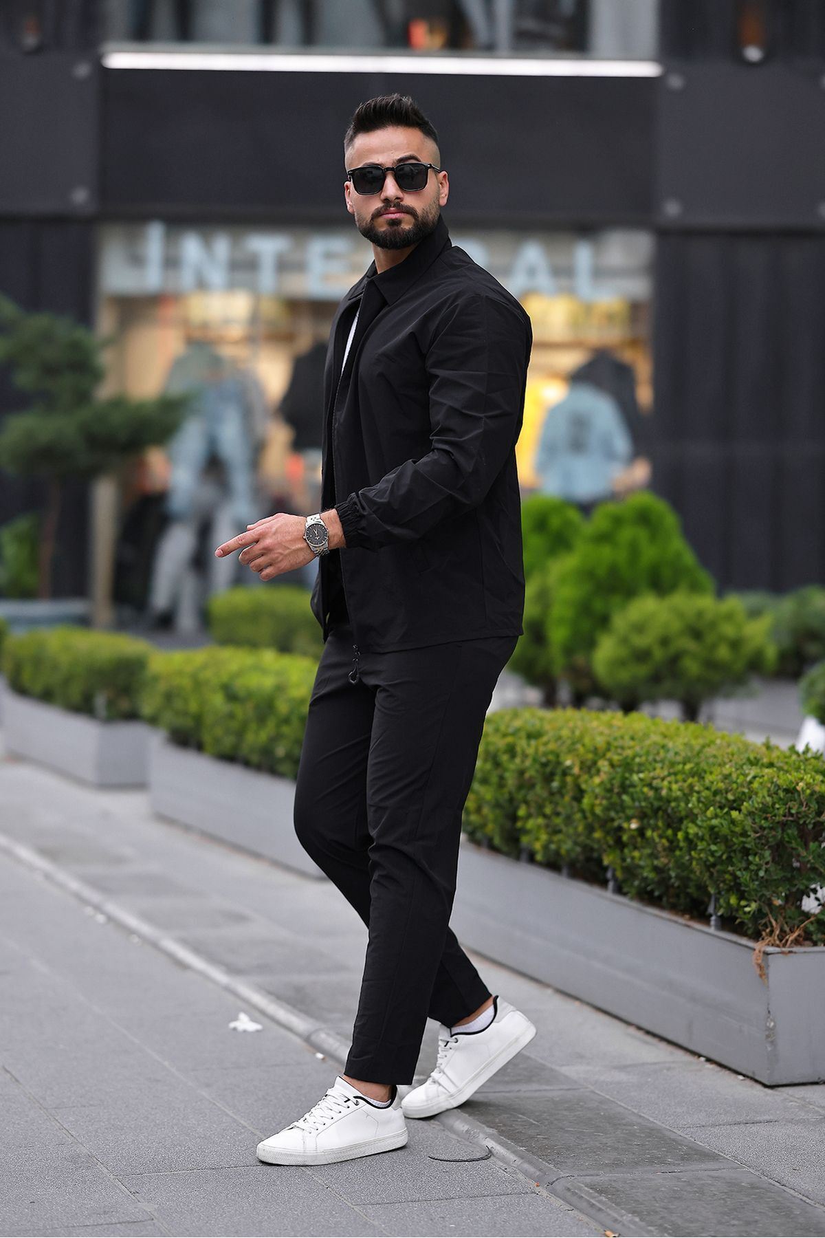 Gömlek Yakalı Fermuarlı Takım