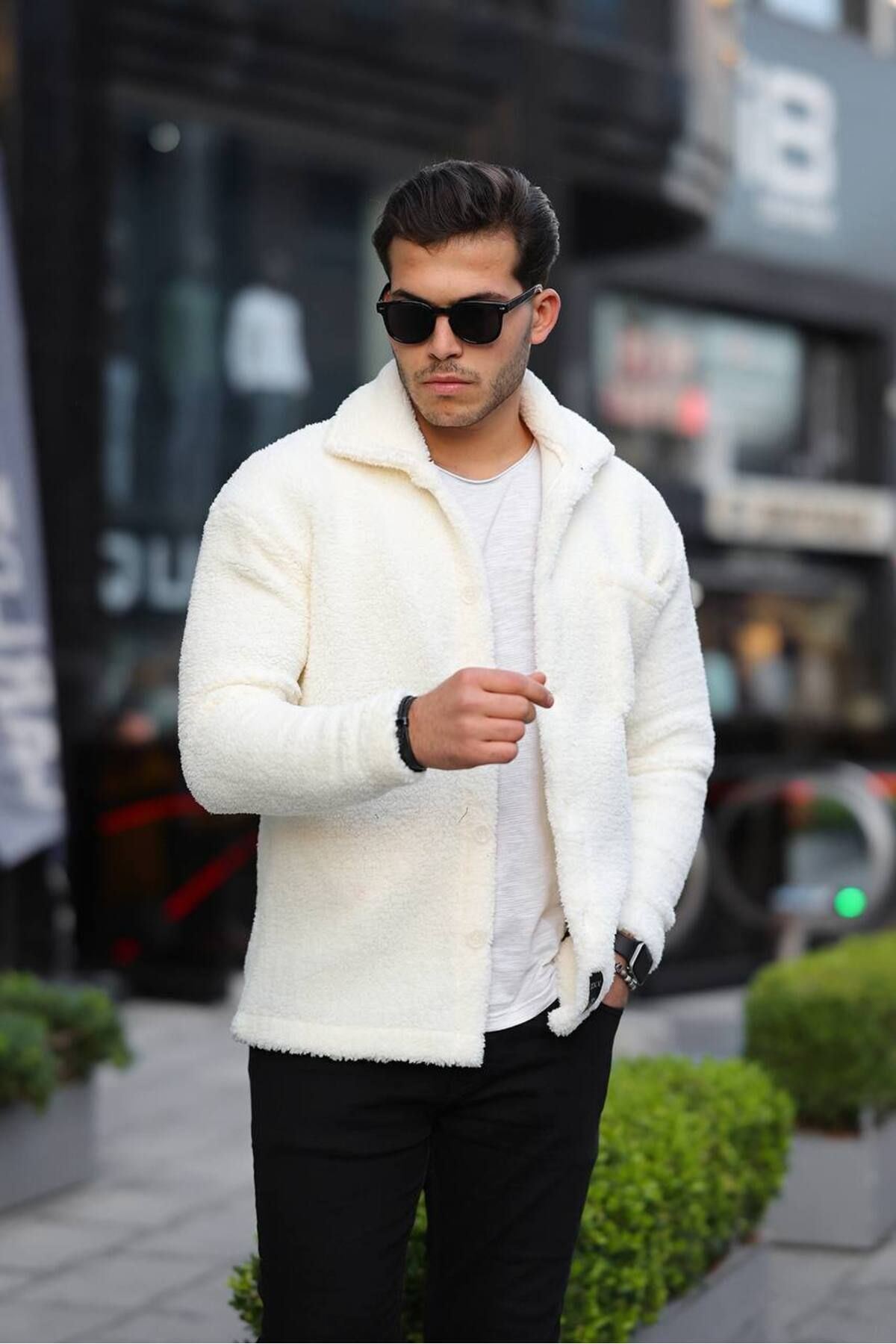 Düğmeli Pelüş Ceket