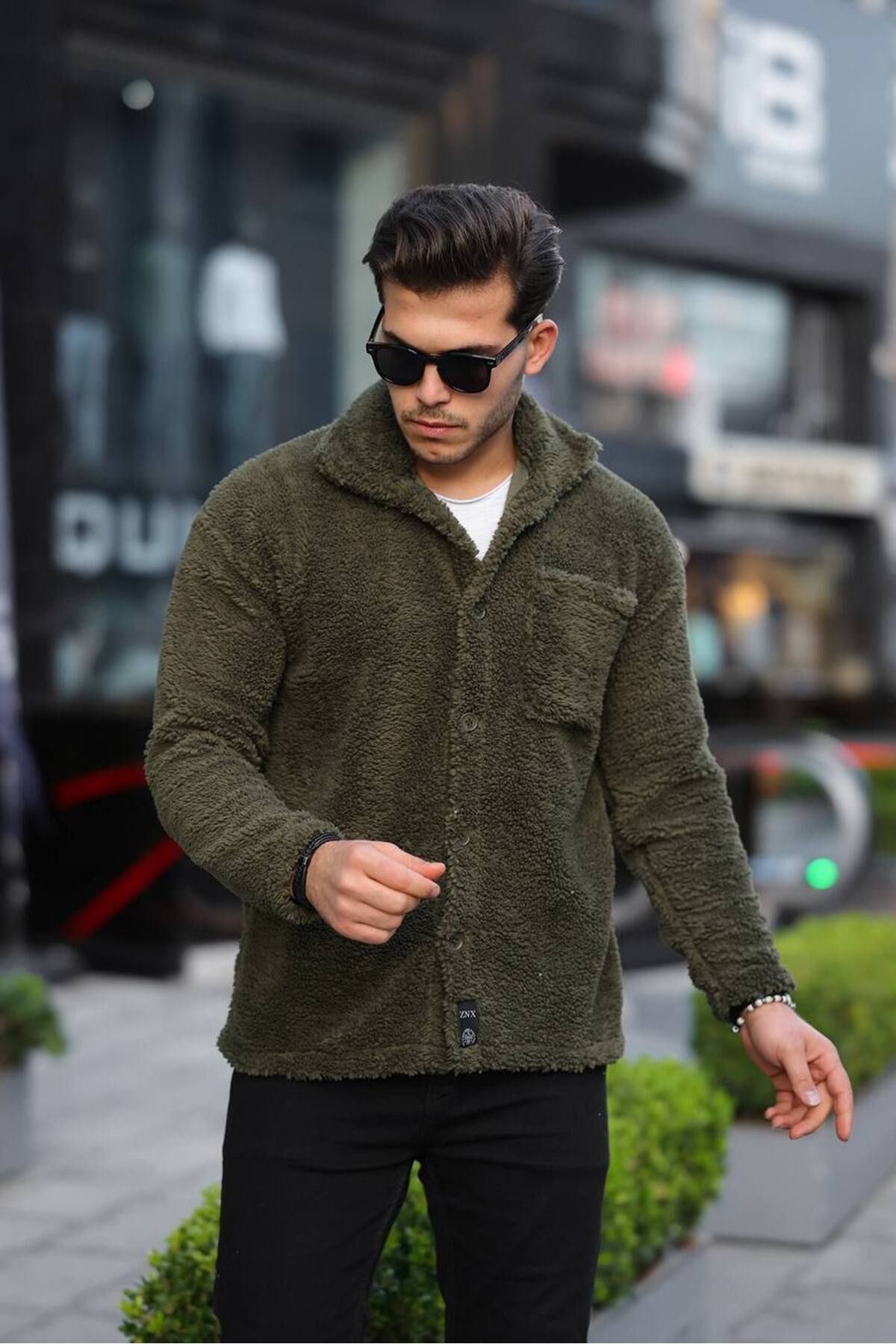 Düğmeli Pelüş Ceket