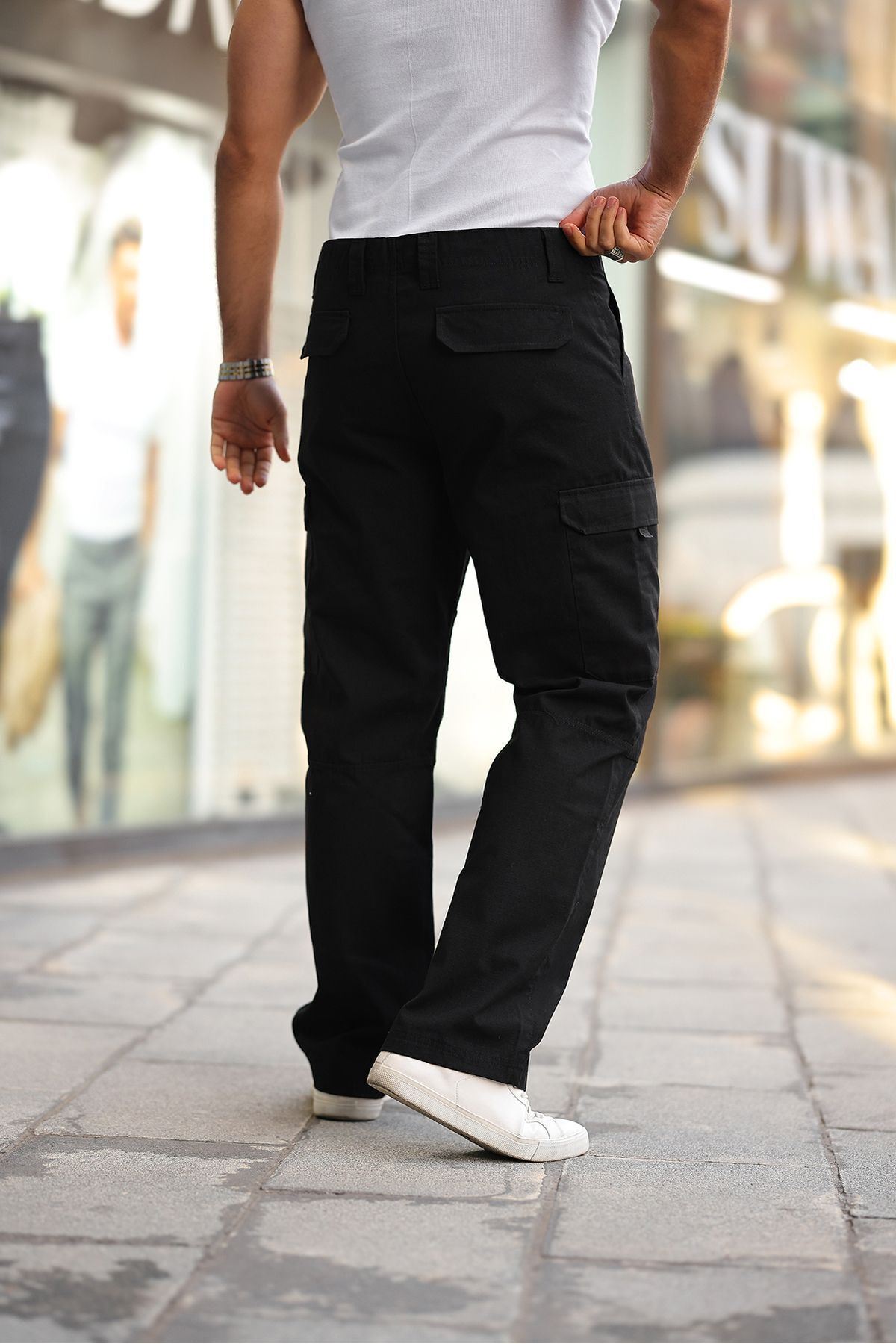 Erkek Kargo Cepli Bol Paça Armalı Siyah Baggy Pantolon