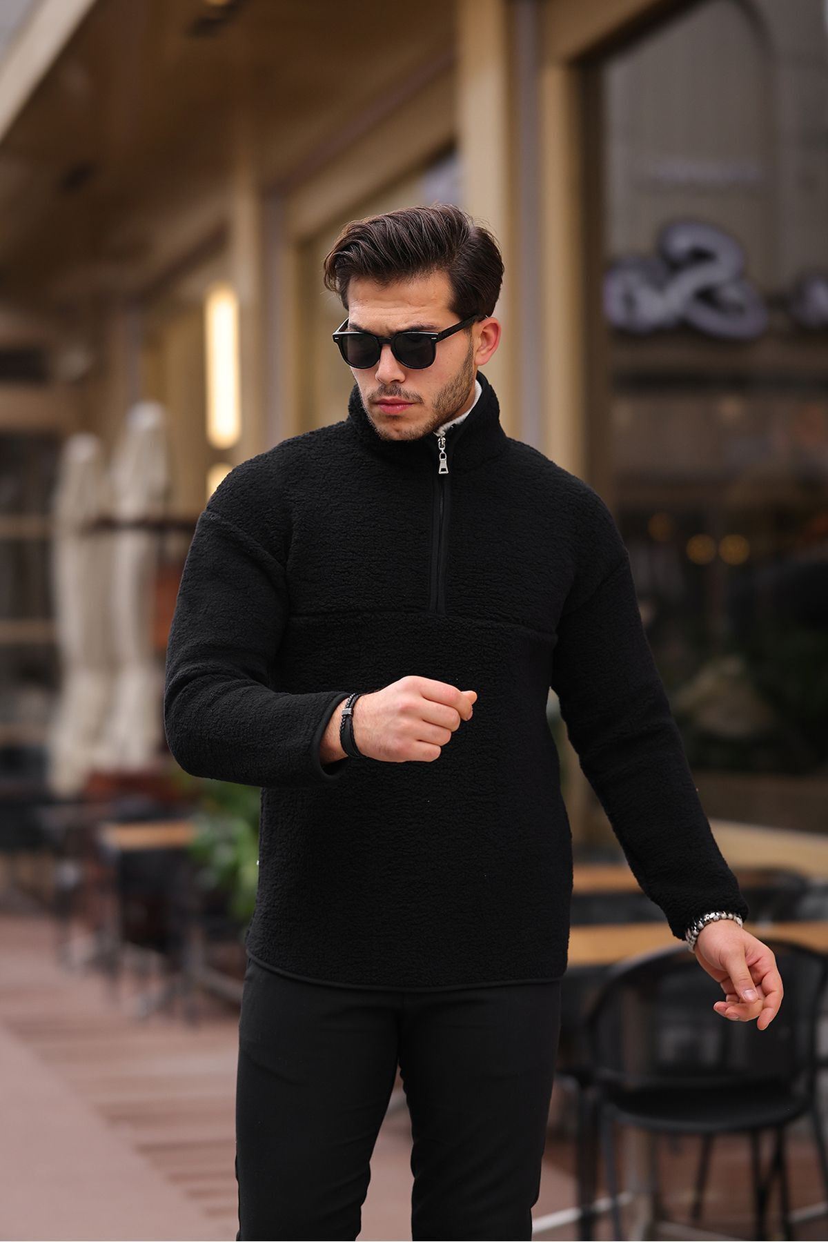 Yarım Fermuarlı Peluş Sweatshirt