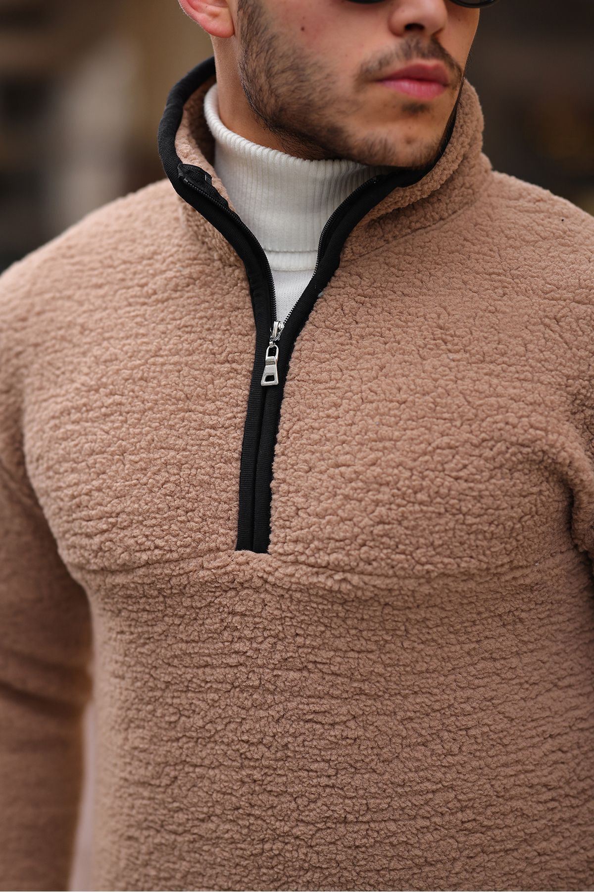 Yarım Fermuarlı Peluş Sweatshirt