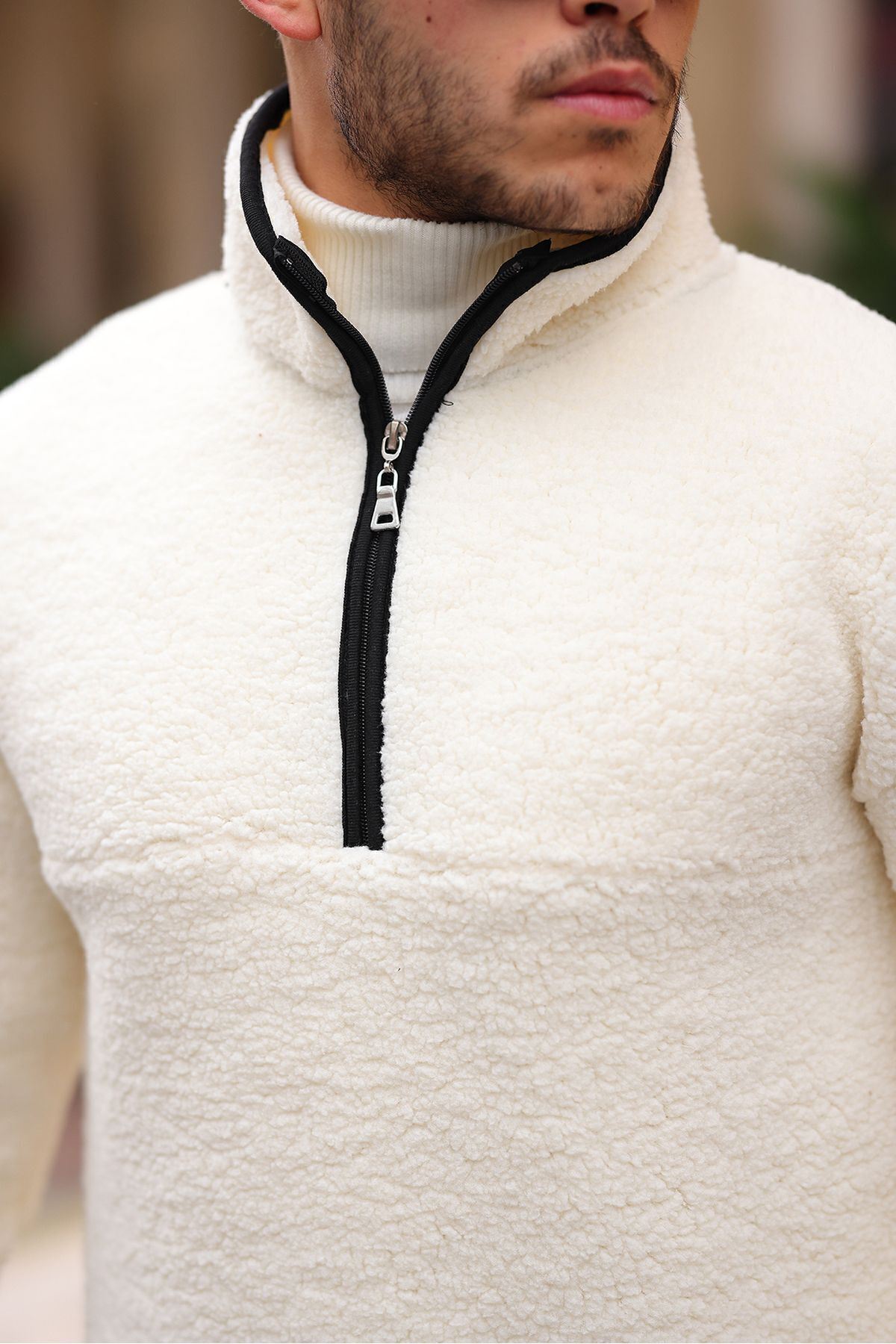 Yarım Fermuarlı Peluş Sweatshirt