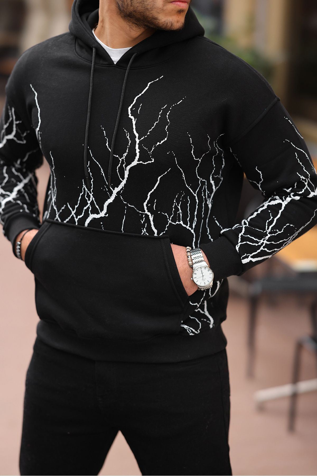 ŞİMŞEK DESENLİ KAPÜŞONLU SWEATSHİRT