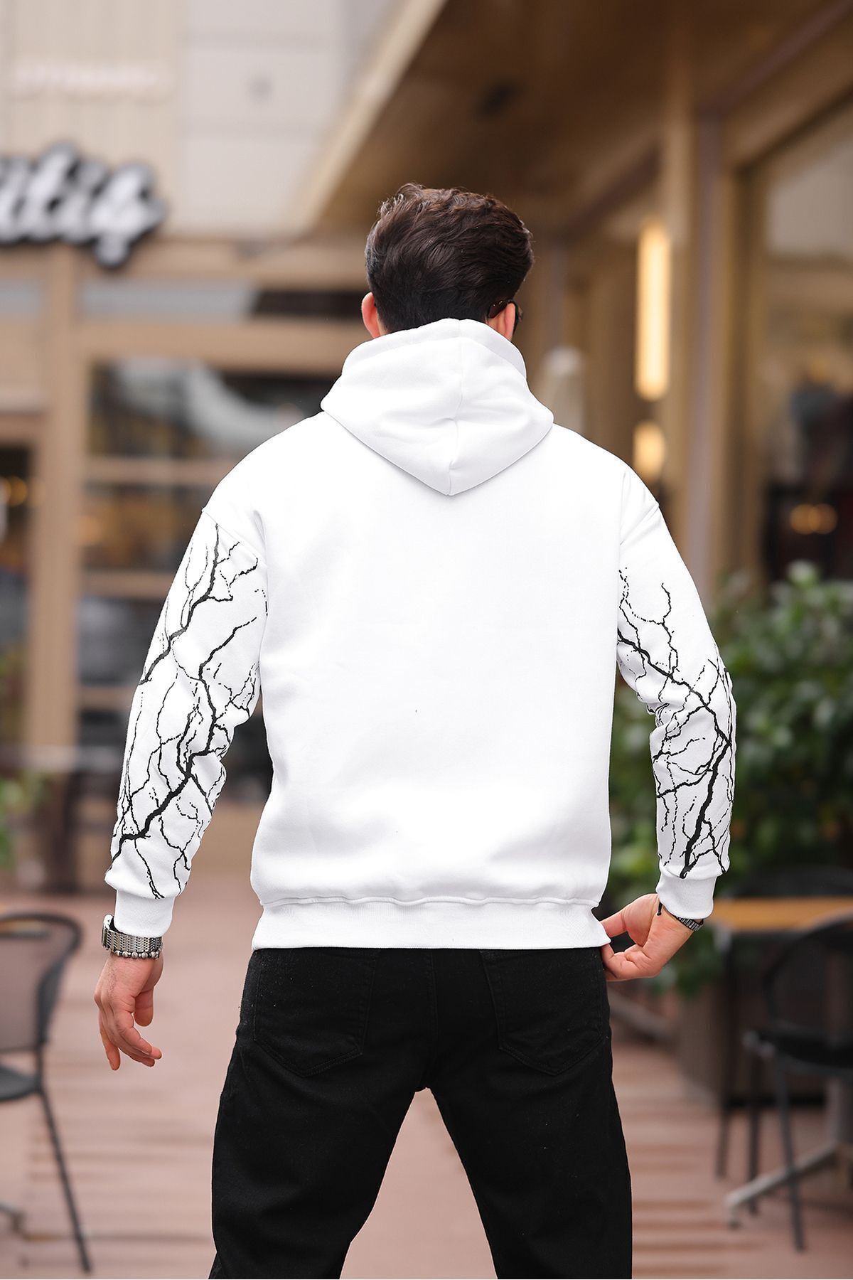 ŞİMŞEK DESENLİ KAPÜŞONLU SWEATSHİRT