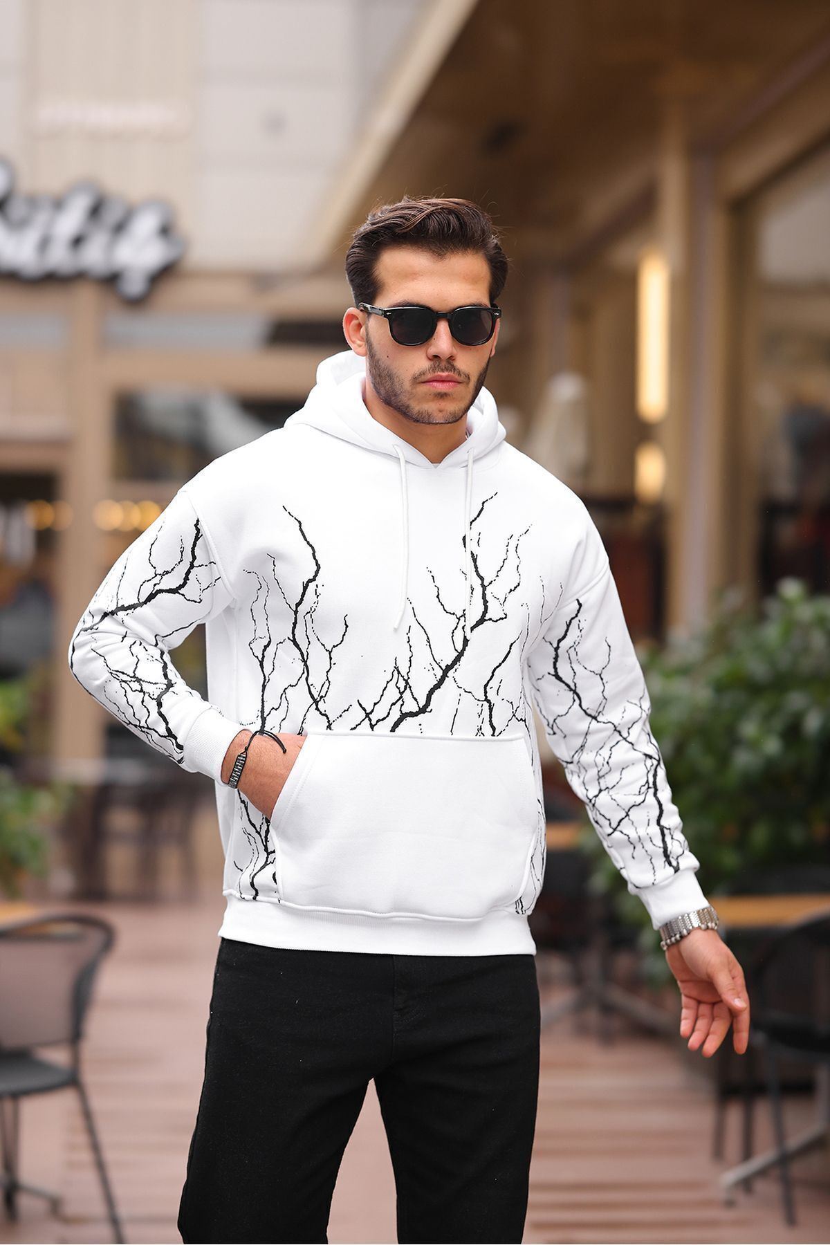 ŞİMŞEK DESENLİ KAPÜŞONLU SWEATSHİRT