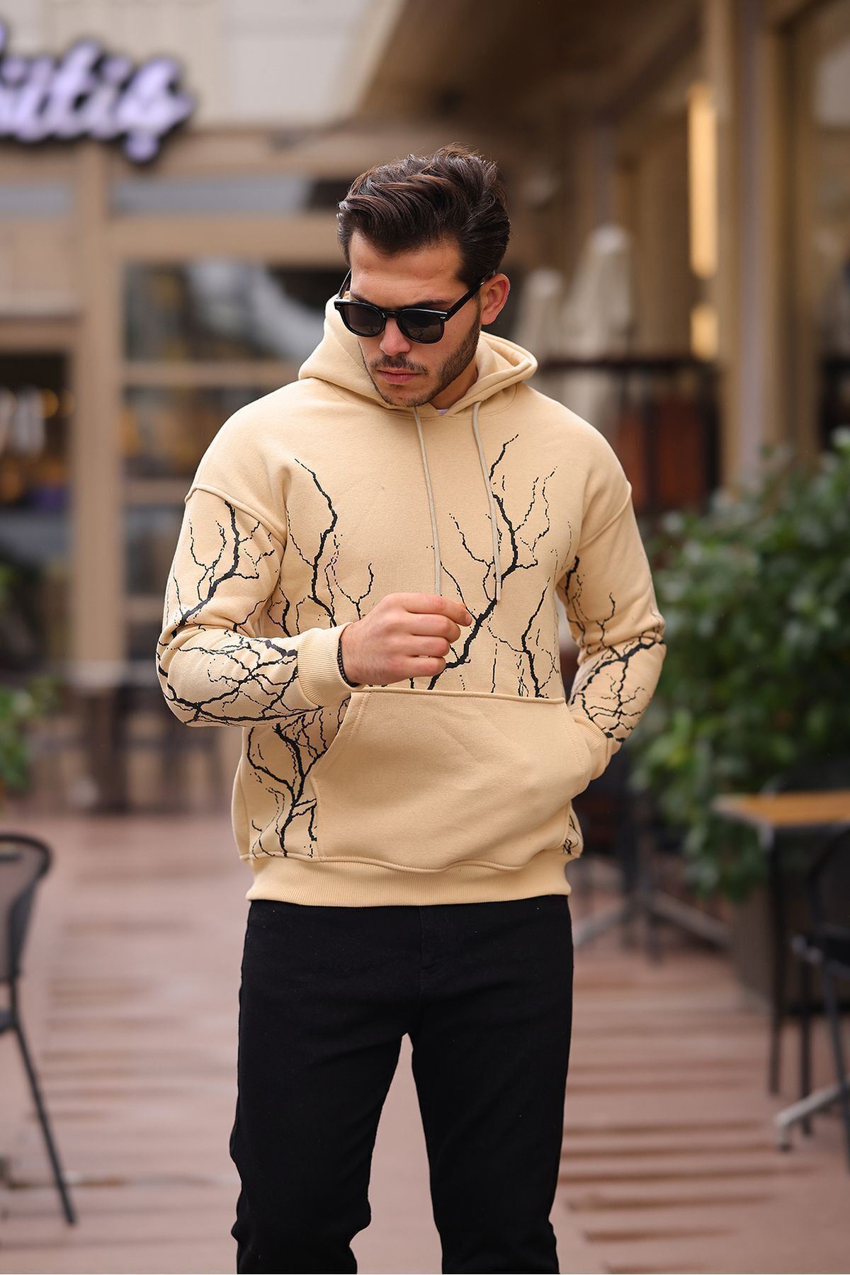 ŞİMŞEK DESENLİ KAPÜŞONLU SWEATSHİRT