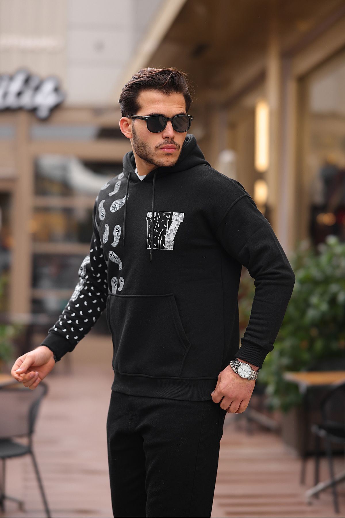 Kol Baskılı Kapüşonlu Sweatshirt