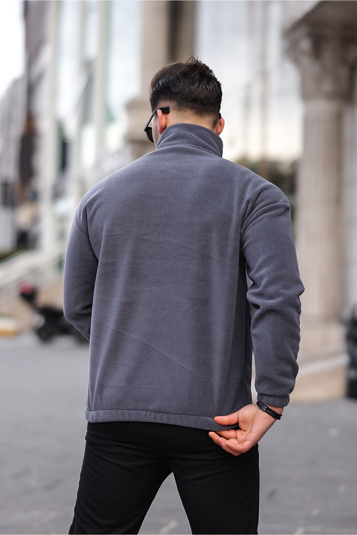 Yarım Fermuarlı Polar Sweatshirt